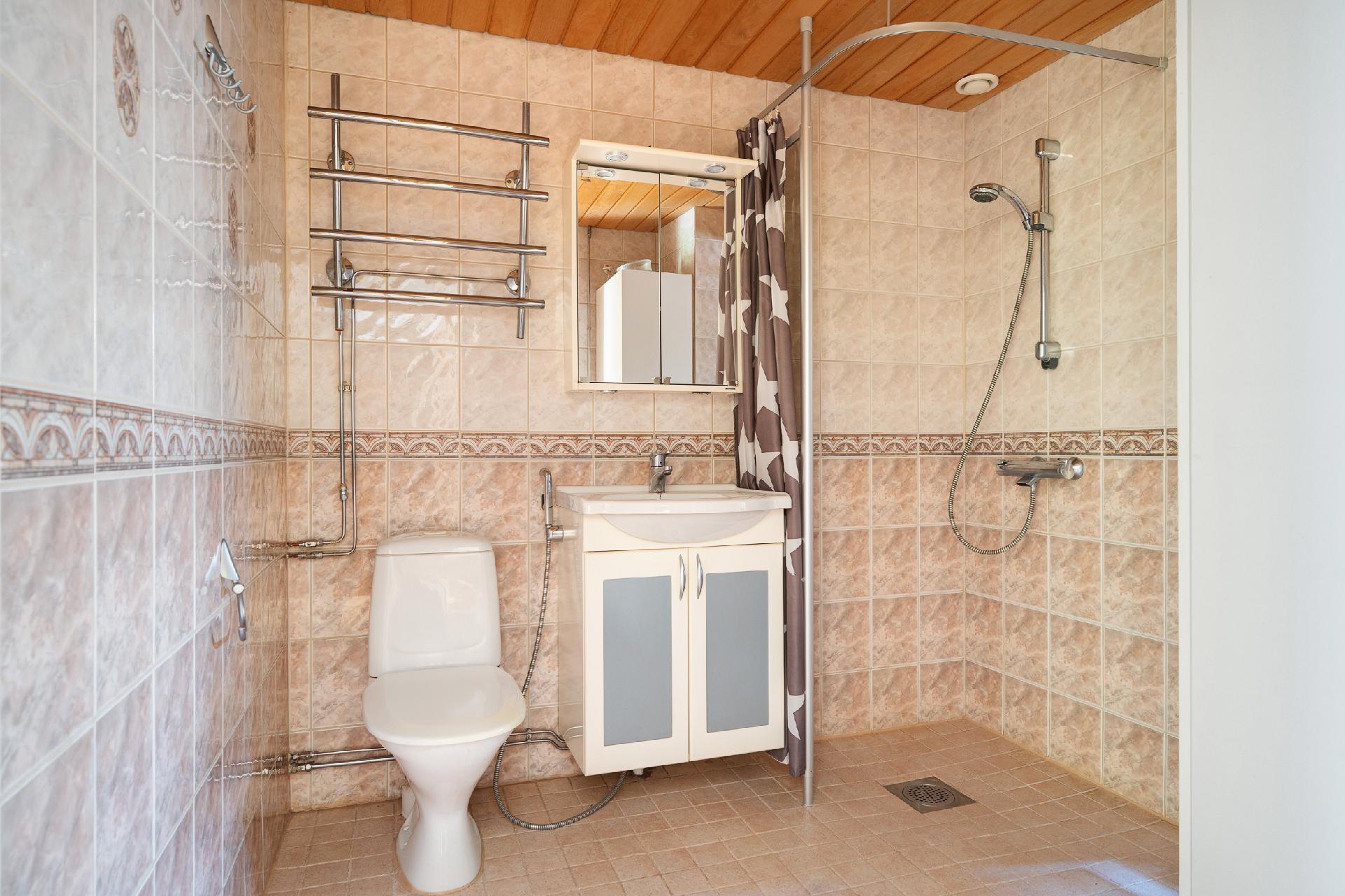 Veräjäkallionkatu 1, Leppävaara, Espoo