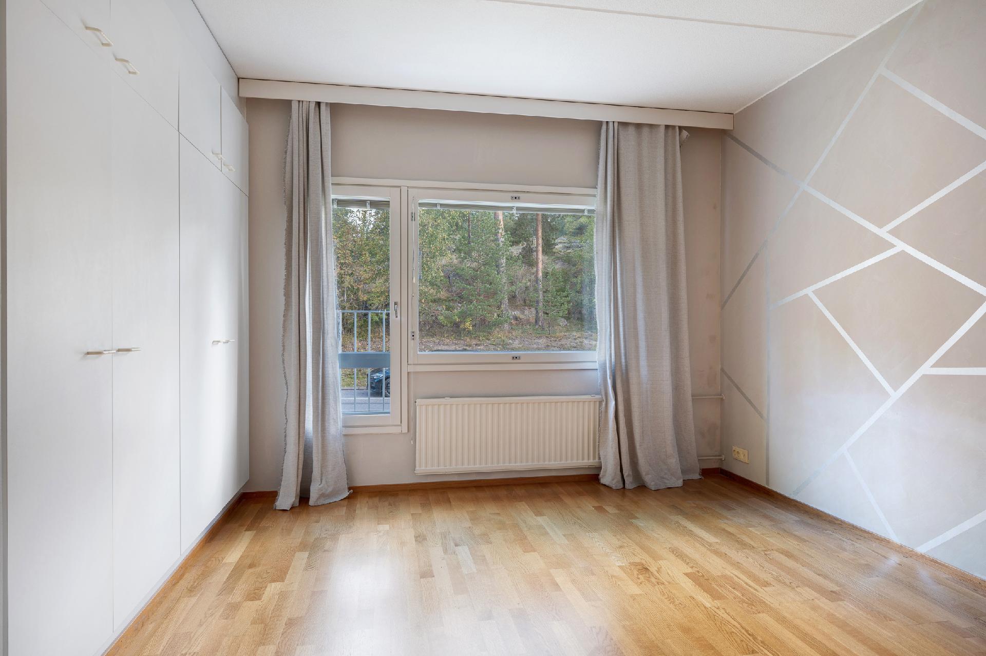 Veräjäkallionkatu 1, Leppävaara, Espoo