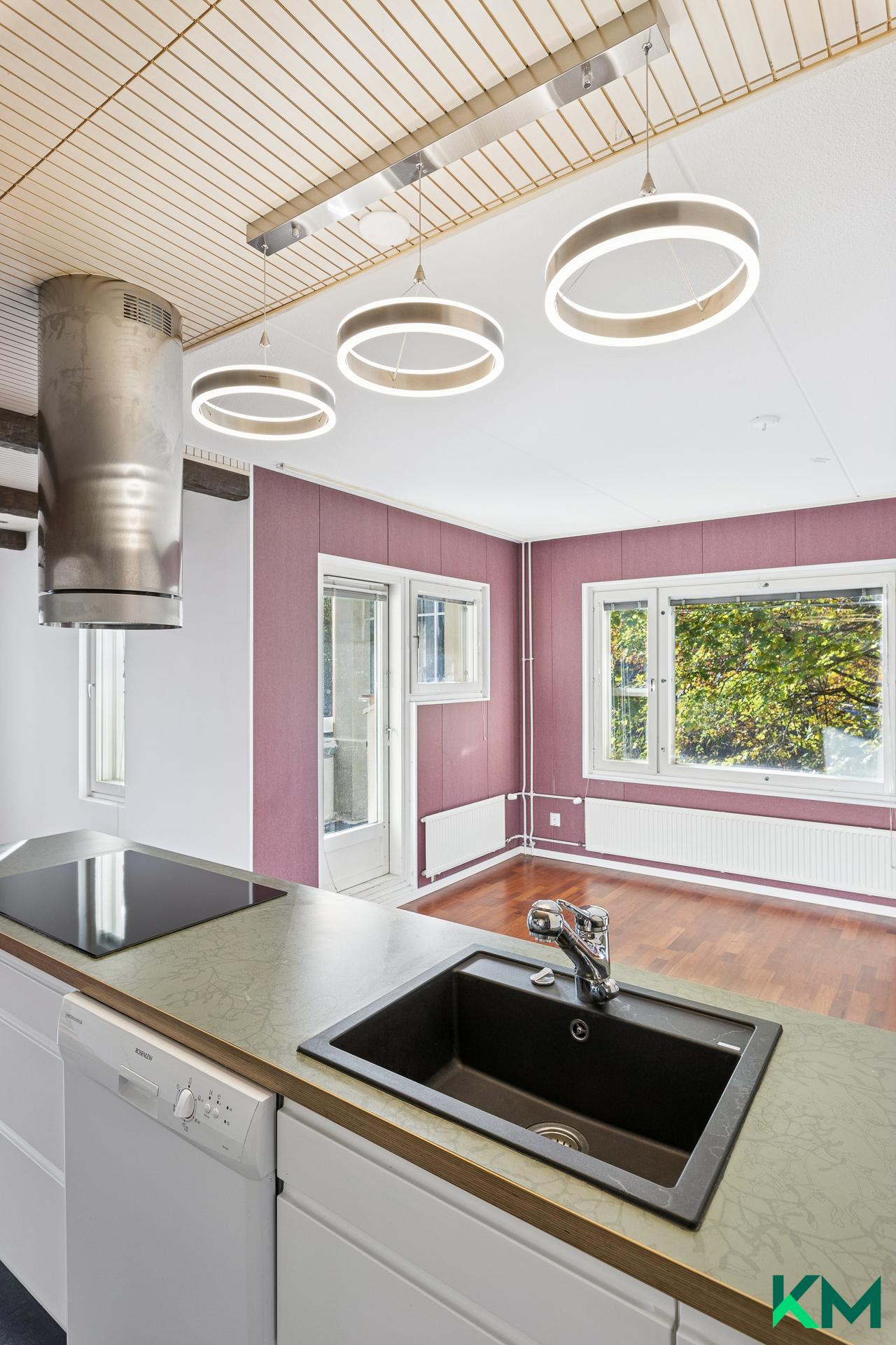 Raitamaantie 12, Kannelmäki, Helsinki