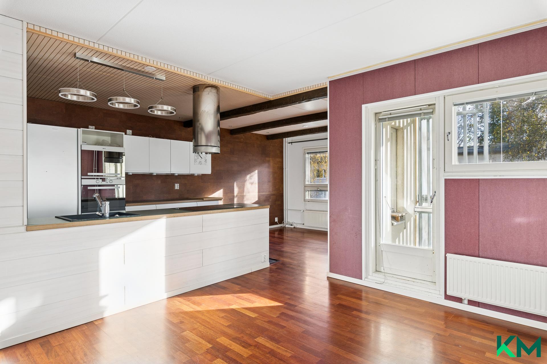 Raitamaantie 12, Kannelmäki, Helsinki