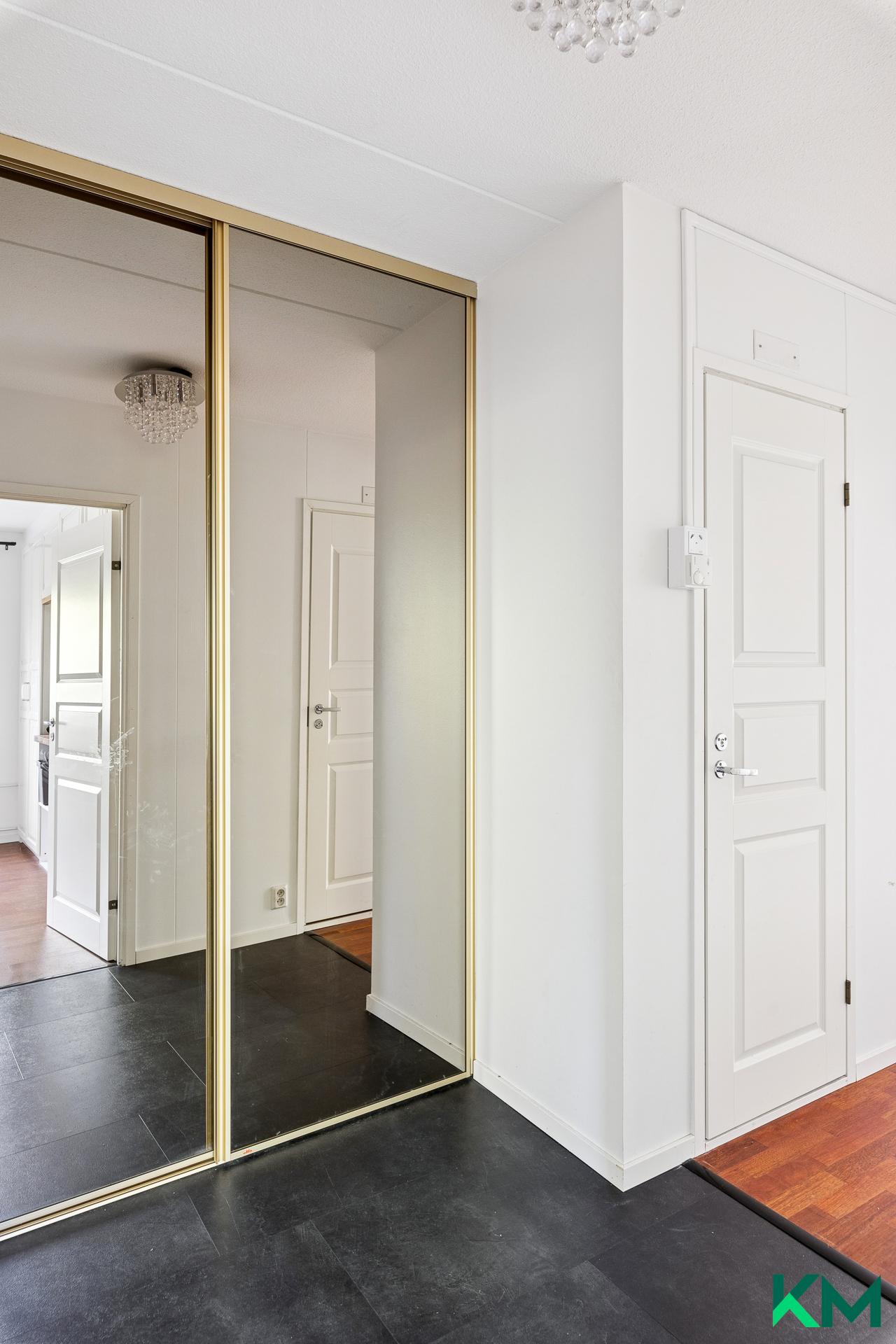 Raitamaantie 12, Kannelmäki, Helsinki