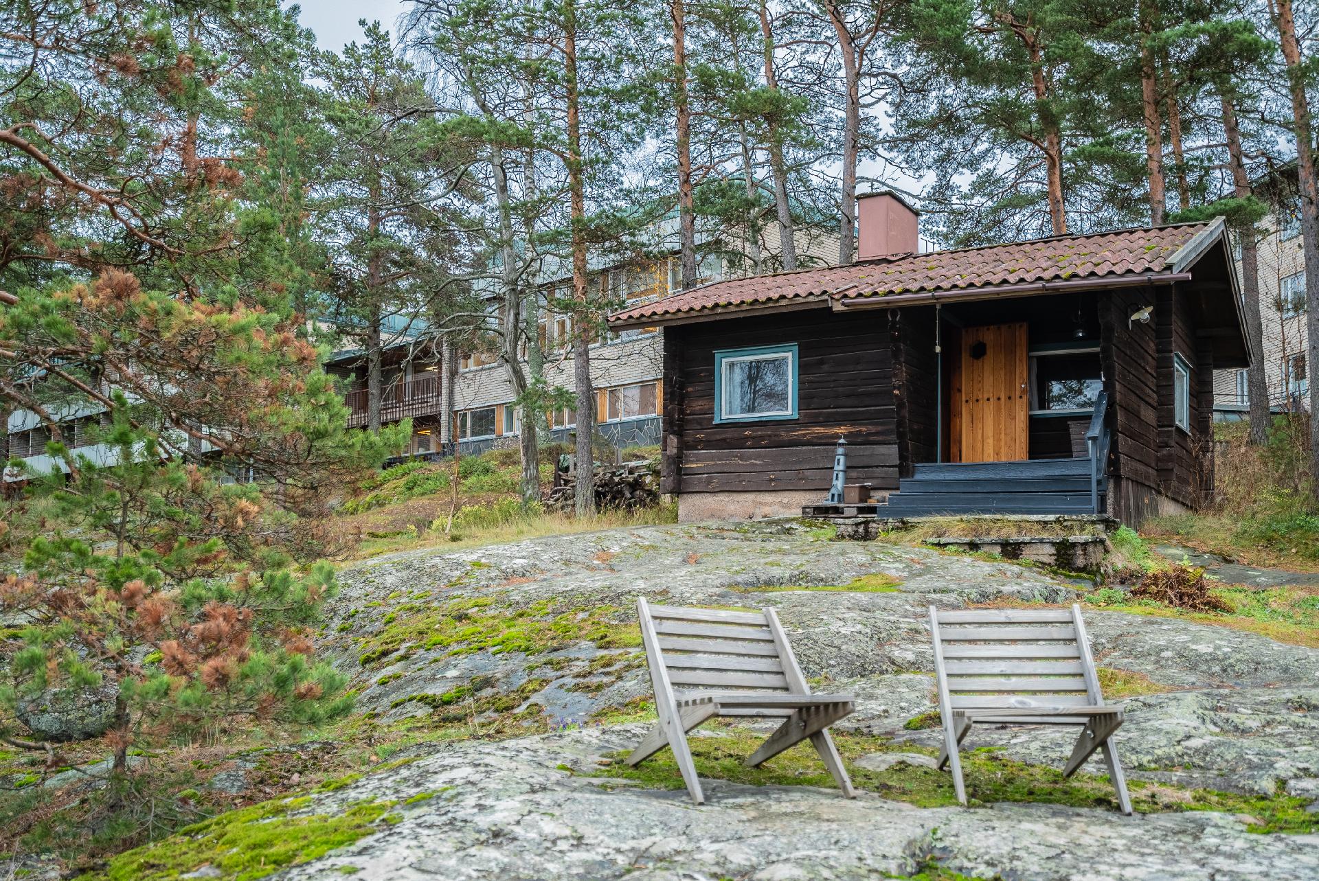 Kallvikinniementie 35 b, Kallahti, Helsinki