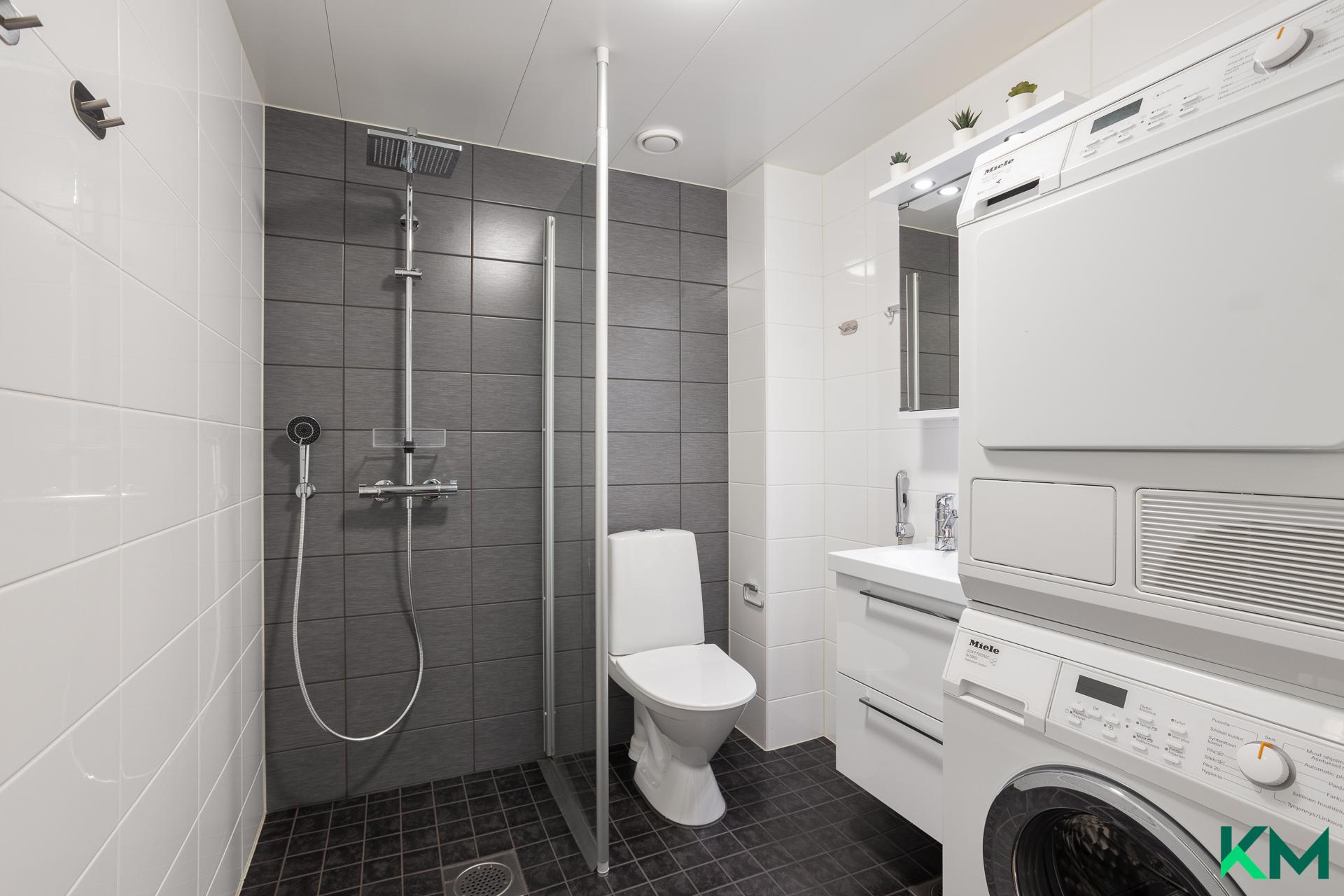 Strömsinlahdenpolku 11, Roihuvuori, Helsinki