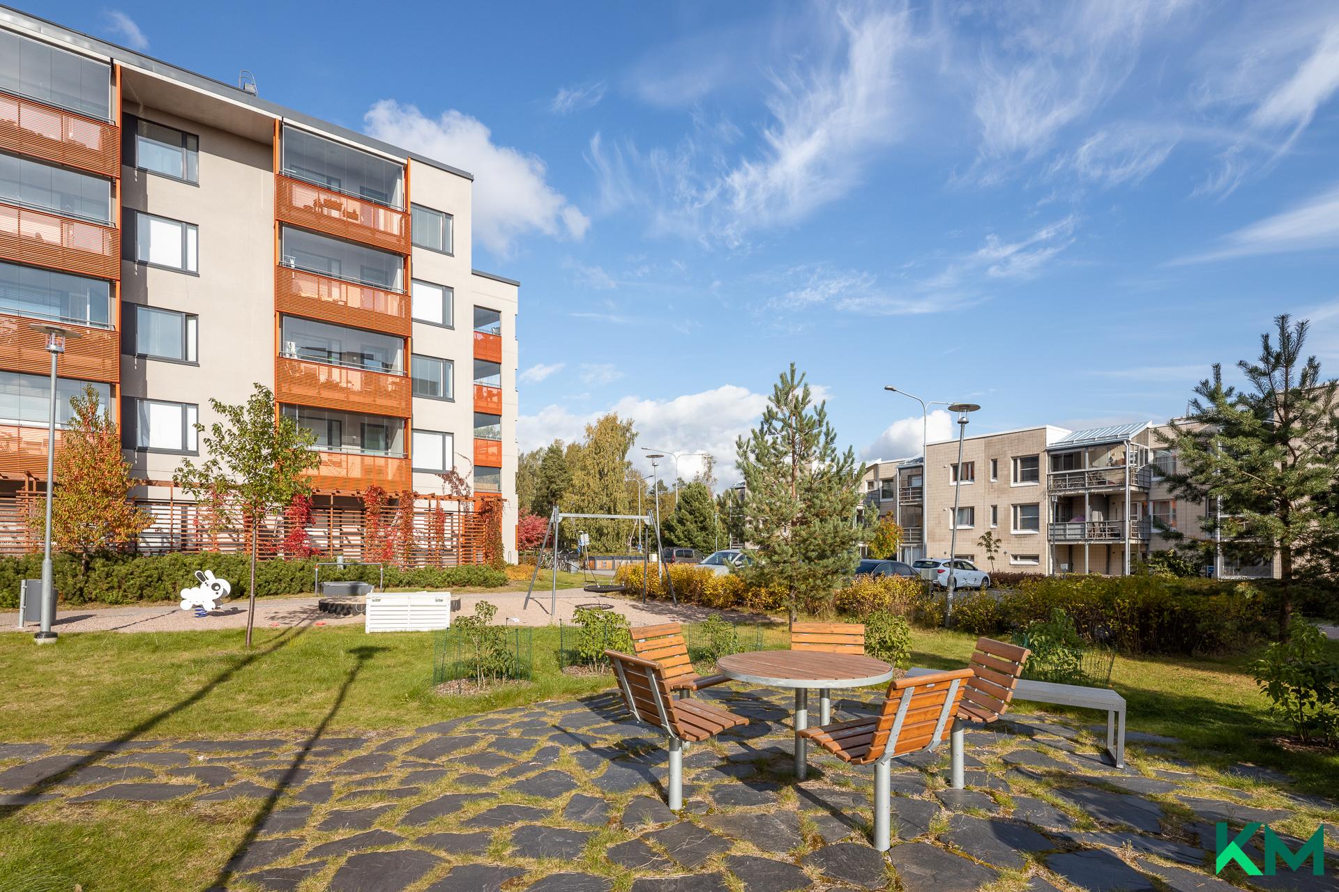 Strömsinlahdenpolku 11, Roihuvuori, Helsinki