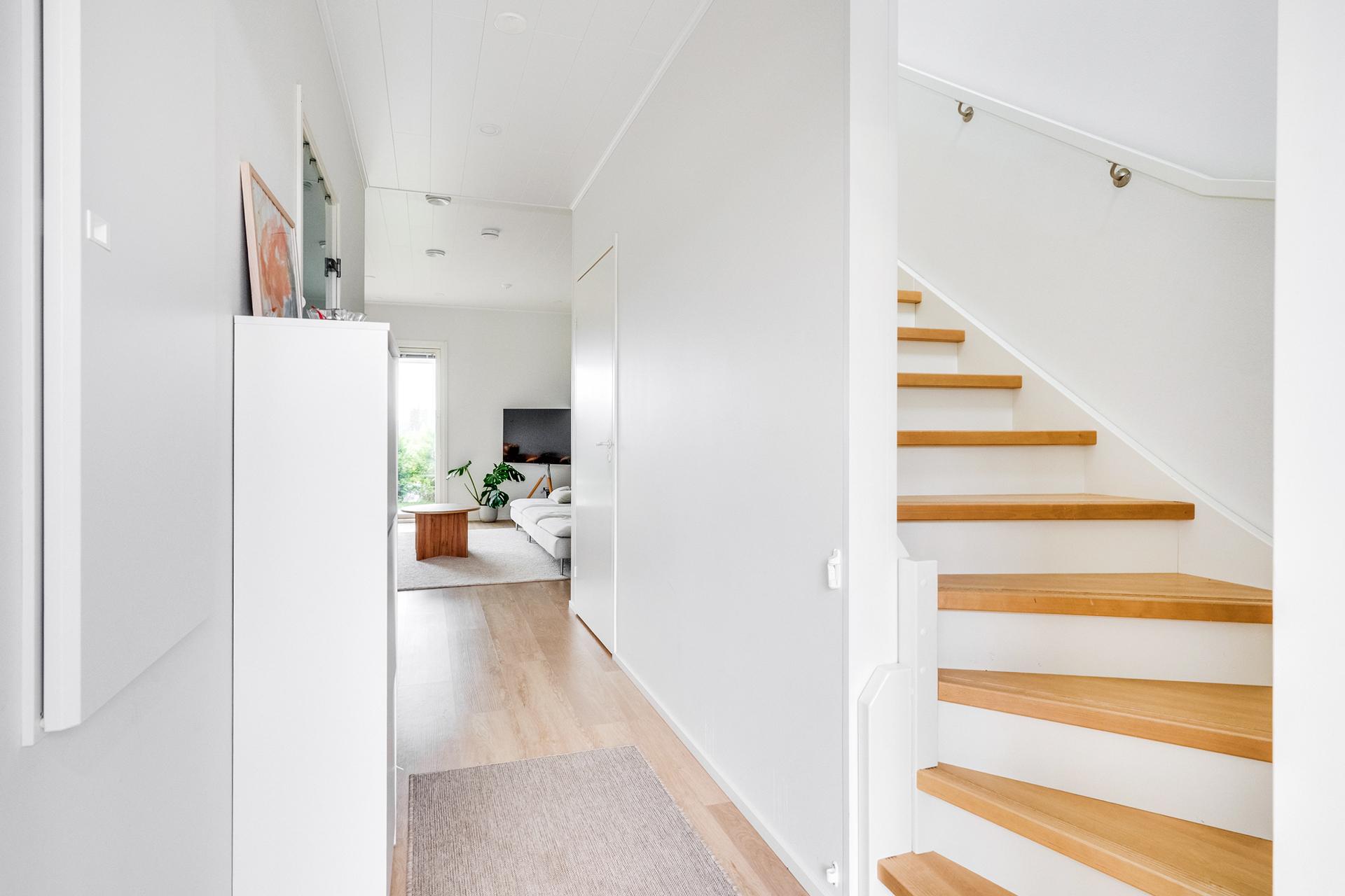 Puusepäntie 2, Moisio, Lempäälä