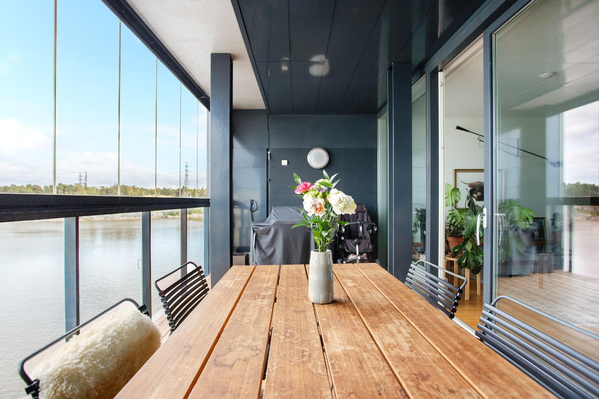 Sörnäistenlaituri 3, Kalasatama, Helsinki