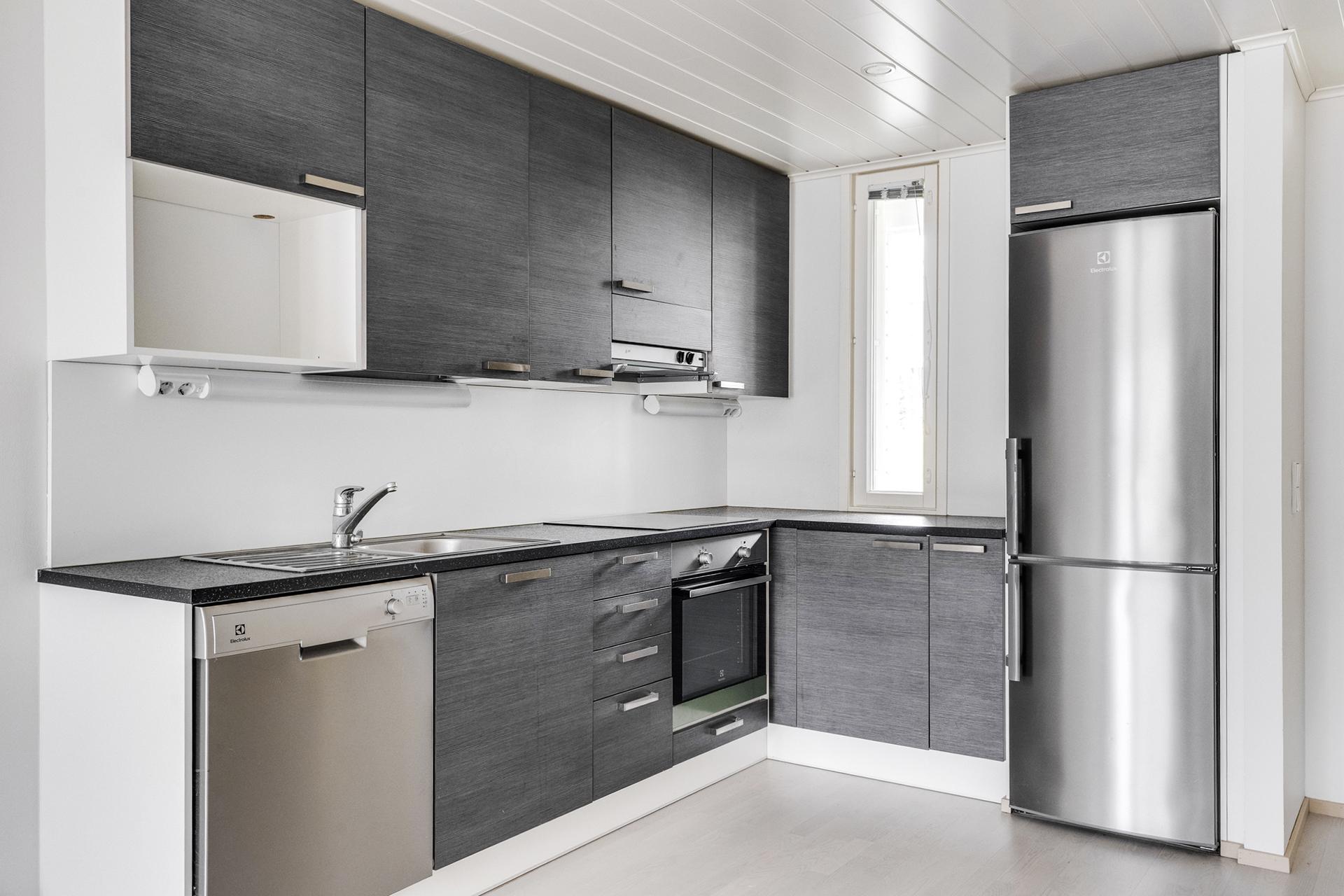 Pirttisuonraitti 1, Vuores, Tampere