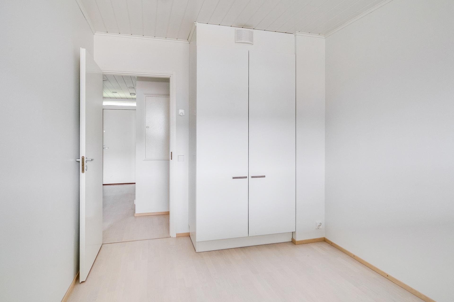 Pirttisuonraitti 1, Vuores, Tampere