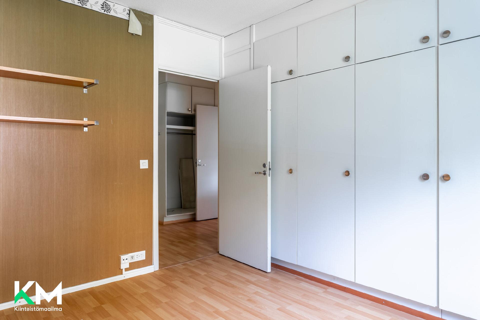 Törmäkatu 11, Riihelä, Lahti