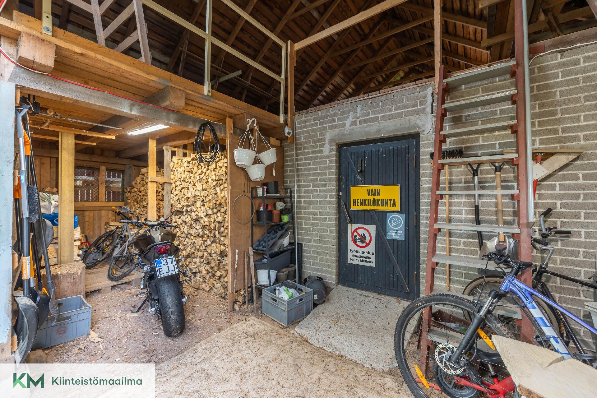 Sahrankatu 22, Ristinkallio, Kotka