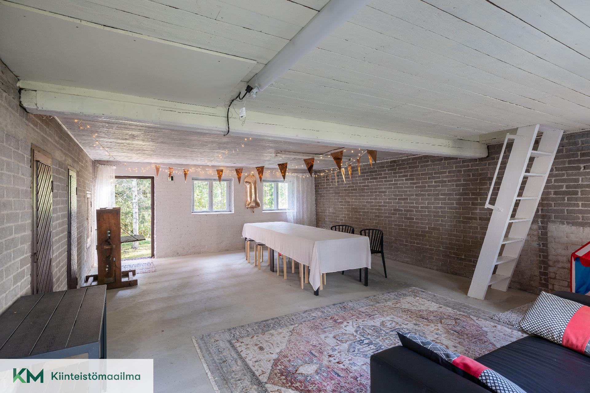 Sahrankatu 22, Ristinkallio, Kotka