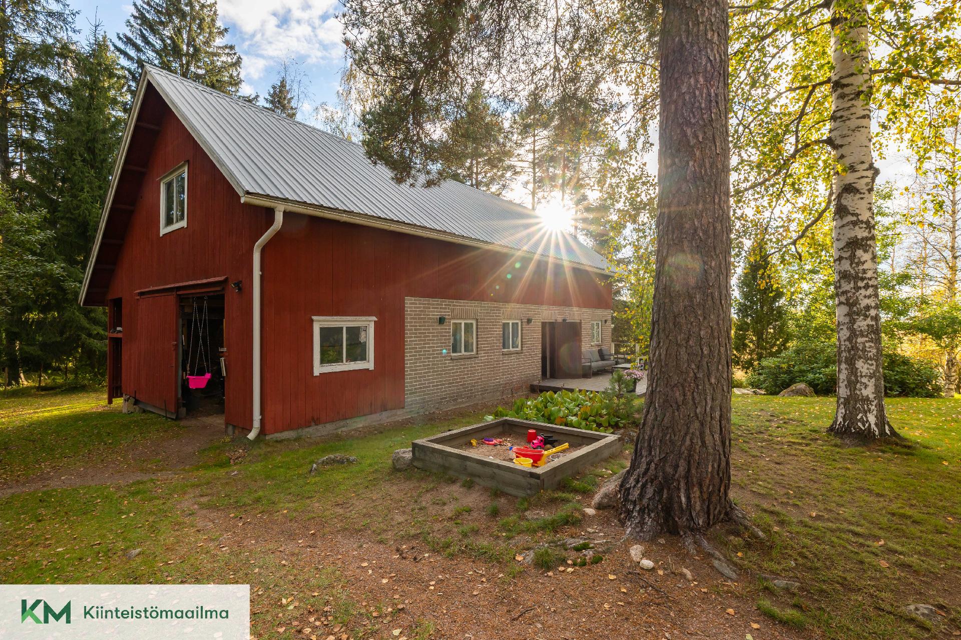 Sahrankatu 22, Ristinkallio, Kotka