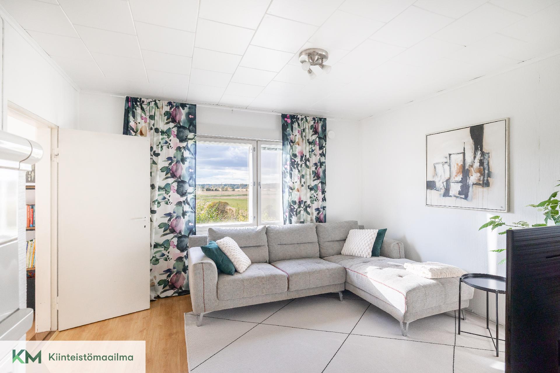 Sahrankatu 22, Ristinkallio, Kotka