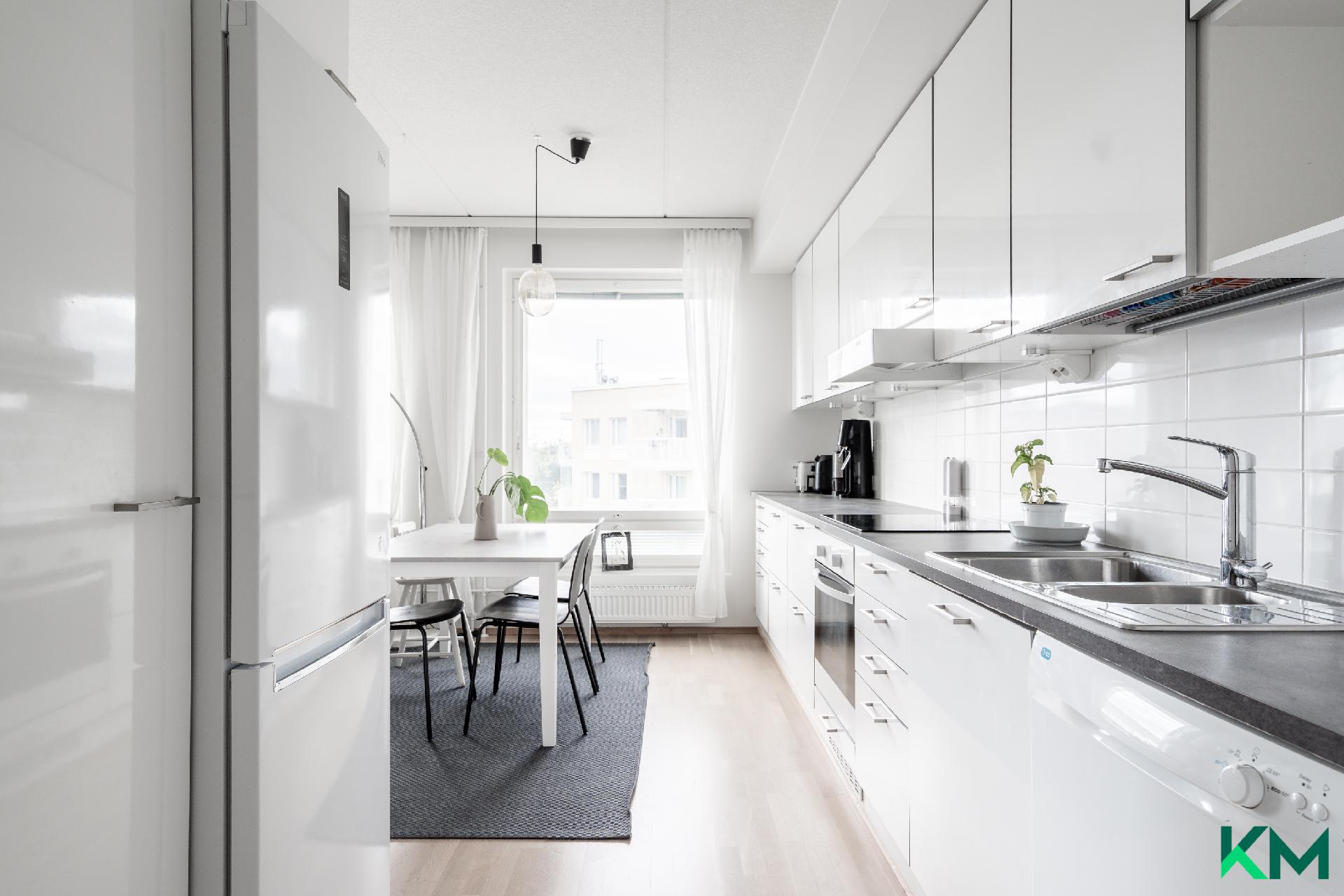 Koirasaarentie 21, Kruunuvuorenranta, Helsinki