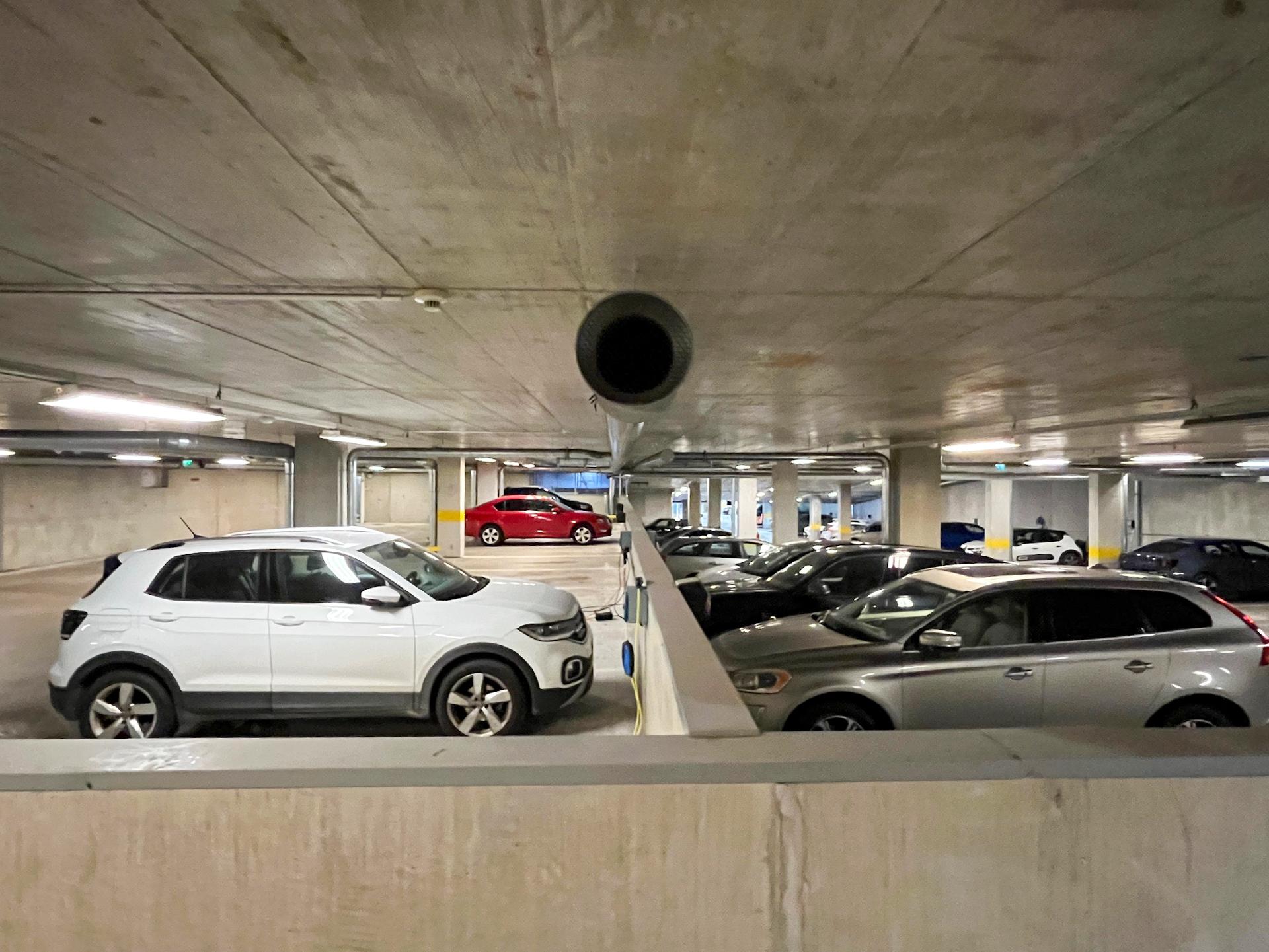 Koirasaarentie 21, Kruunuvuorenranta, Helsinki