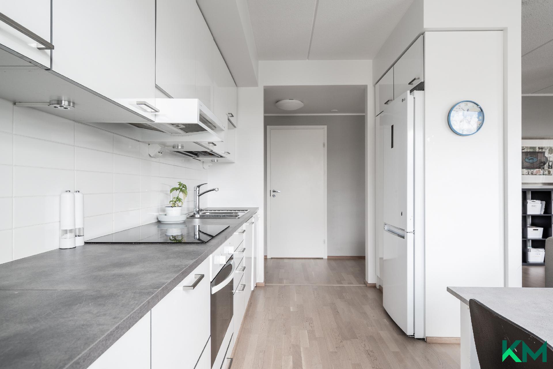 Koirasaarentie 21, Kruunuvuorenranta, Helsinki