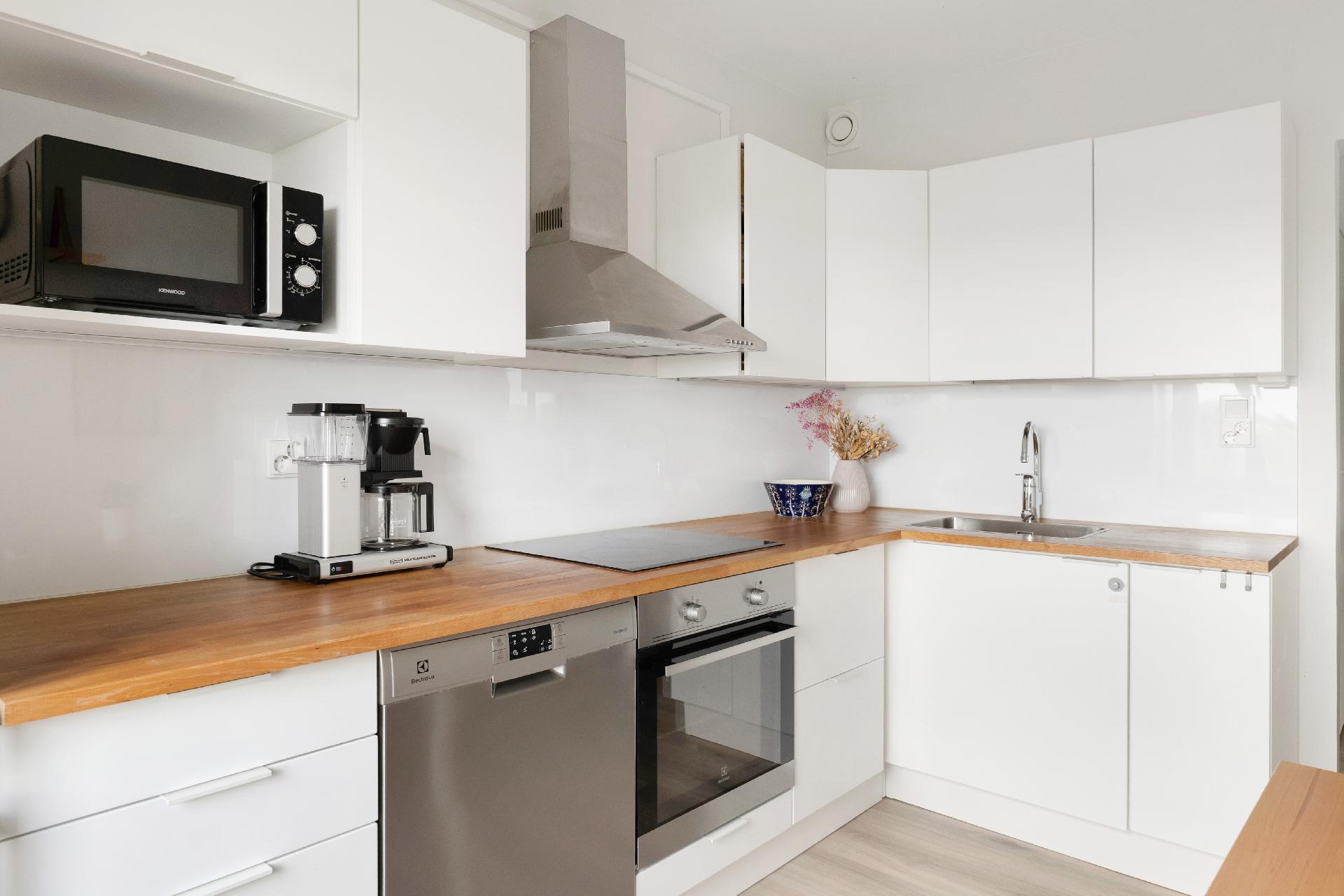 Adolf Lindforsin tie 7, Pohjois-Haaga, Helsinki