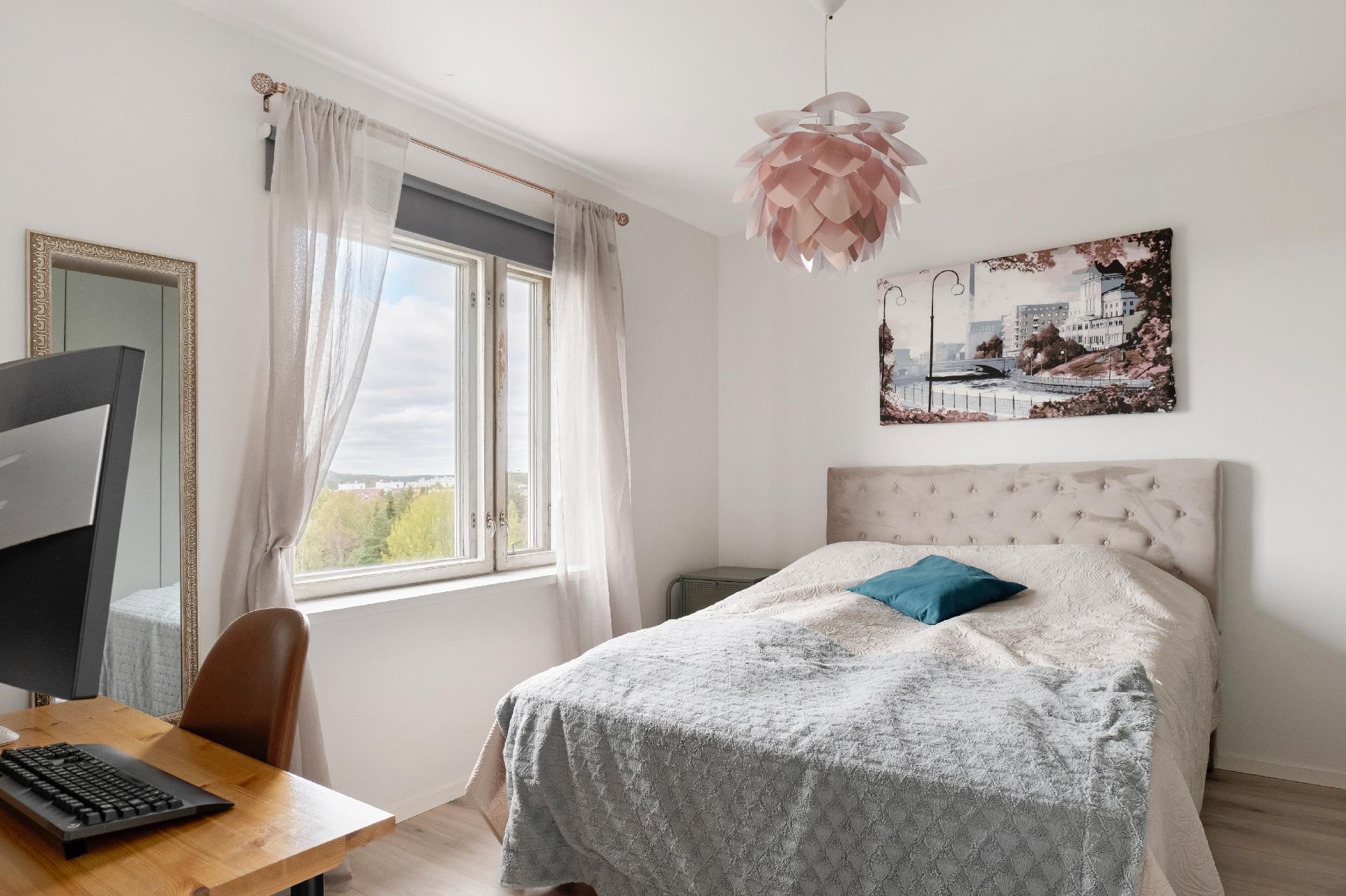 Adolf Lindforsin tie 7, Pohjois-Haaga, Helsinki