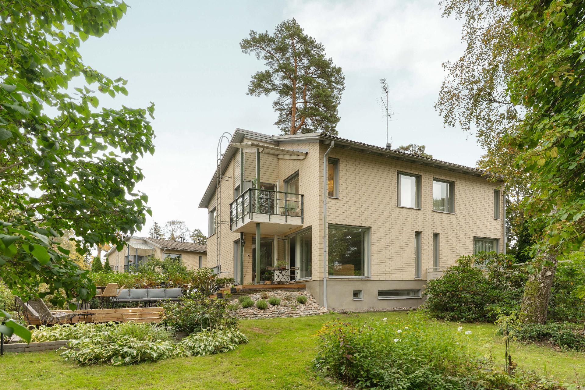 Nuottakunnankuja 4, Nuottaniemi, Espoo