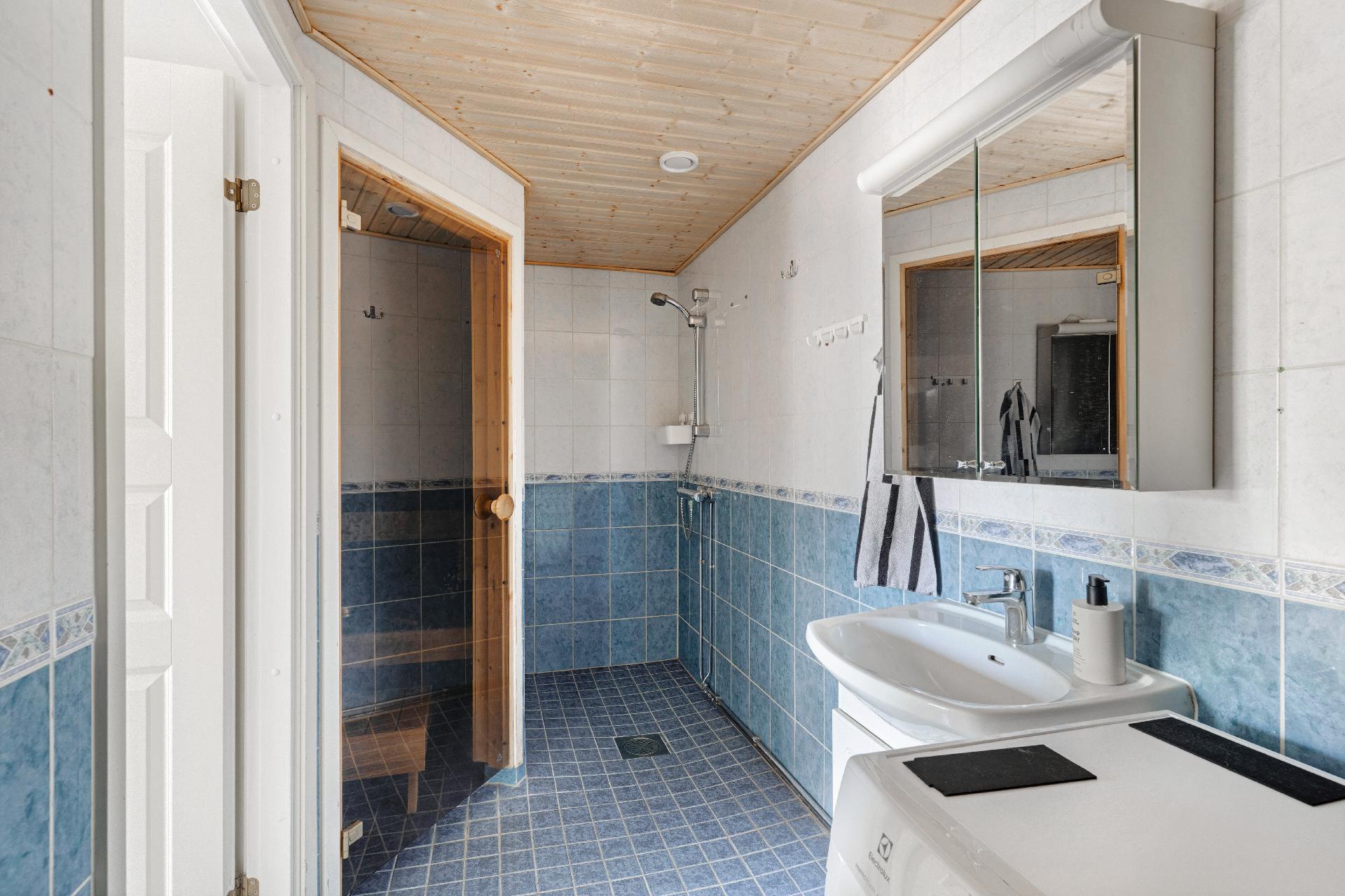 Männistöntie 10, Veikkola, Kirkkonummi