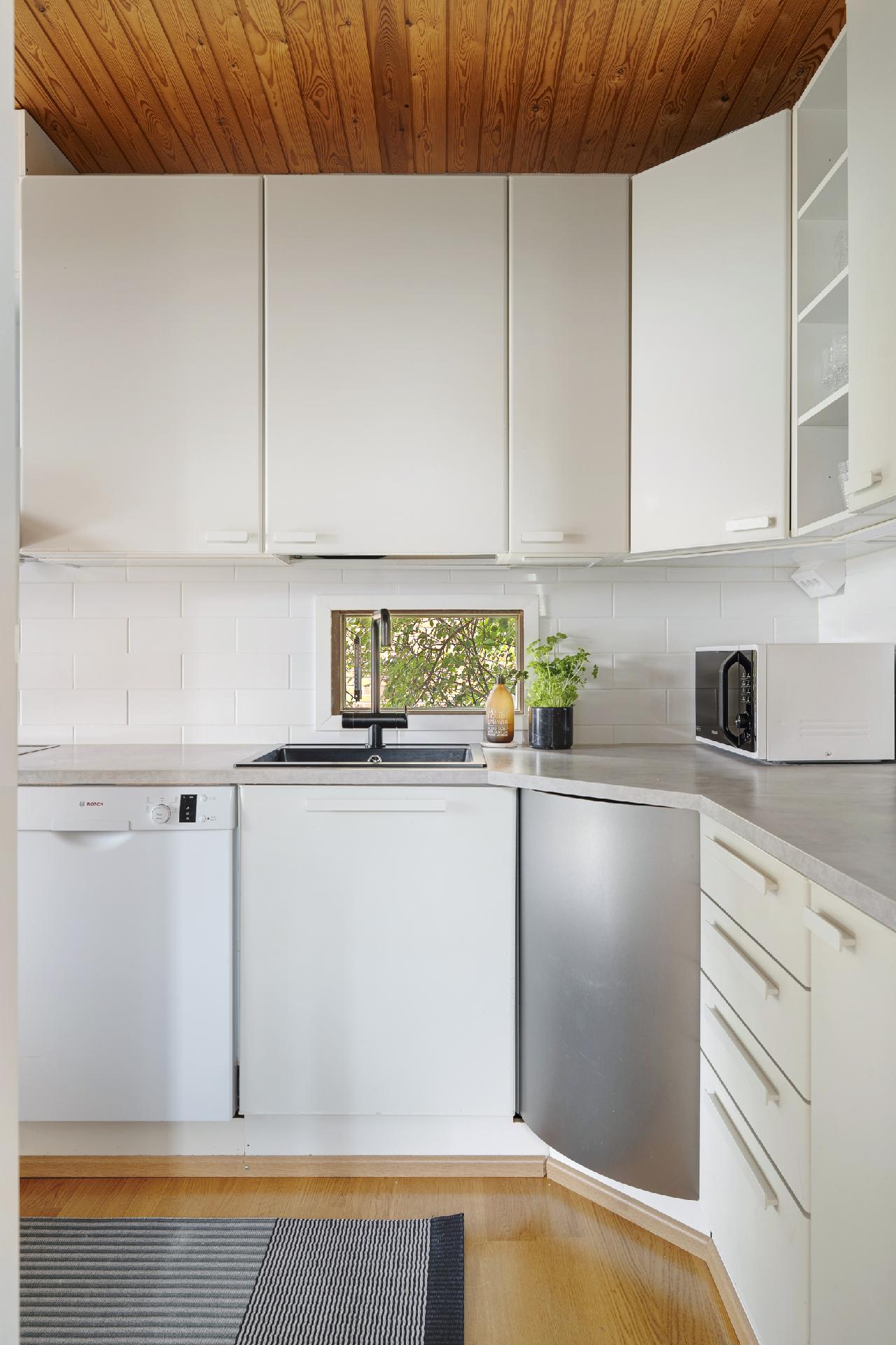 Metsänvartijantie 12, Laaksolahti, Espoo