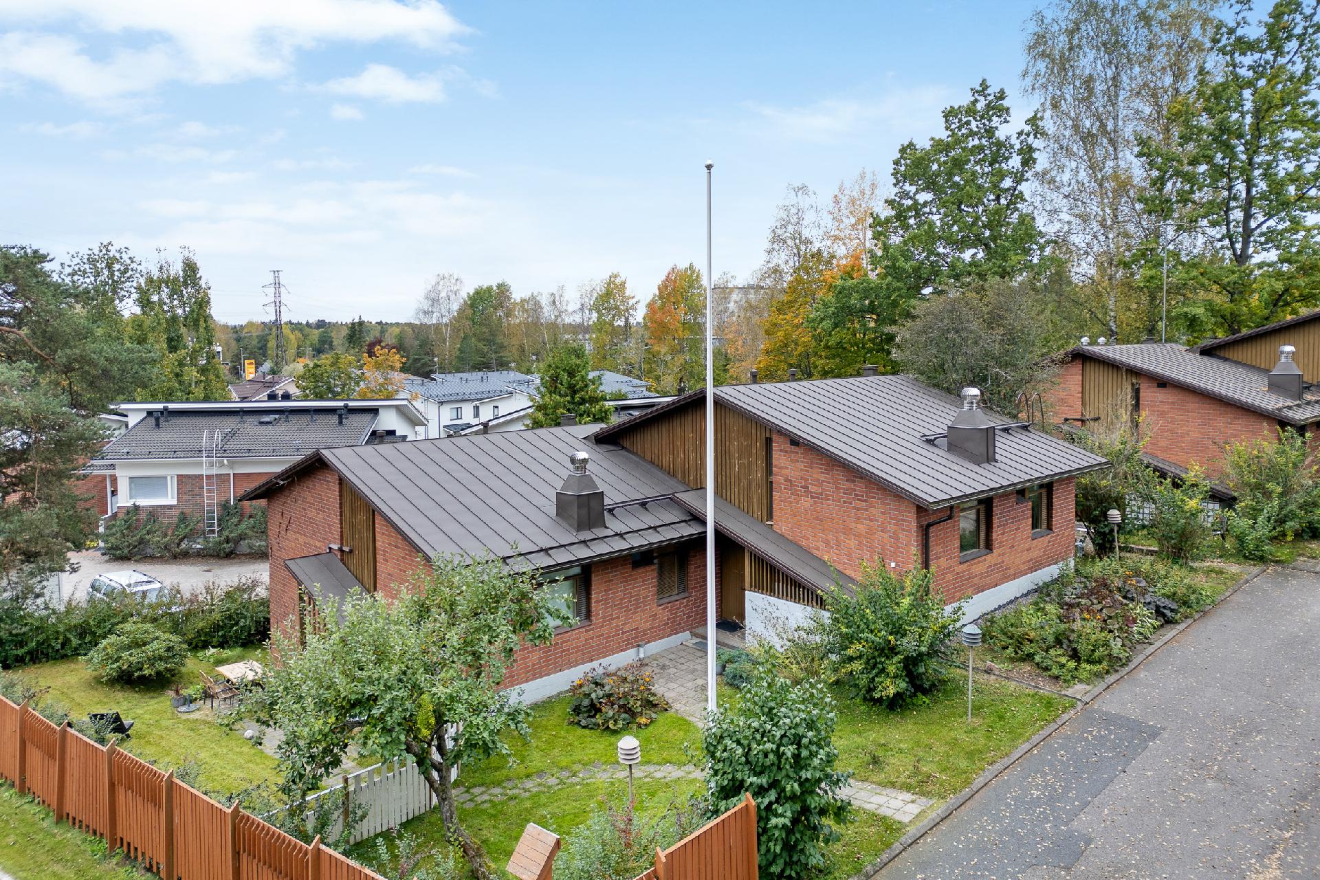 Metsänvartijantie 12, Laaksolahti, Espoo