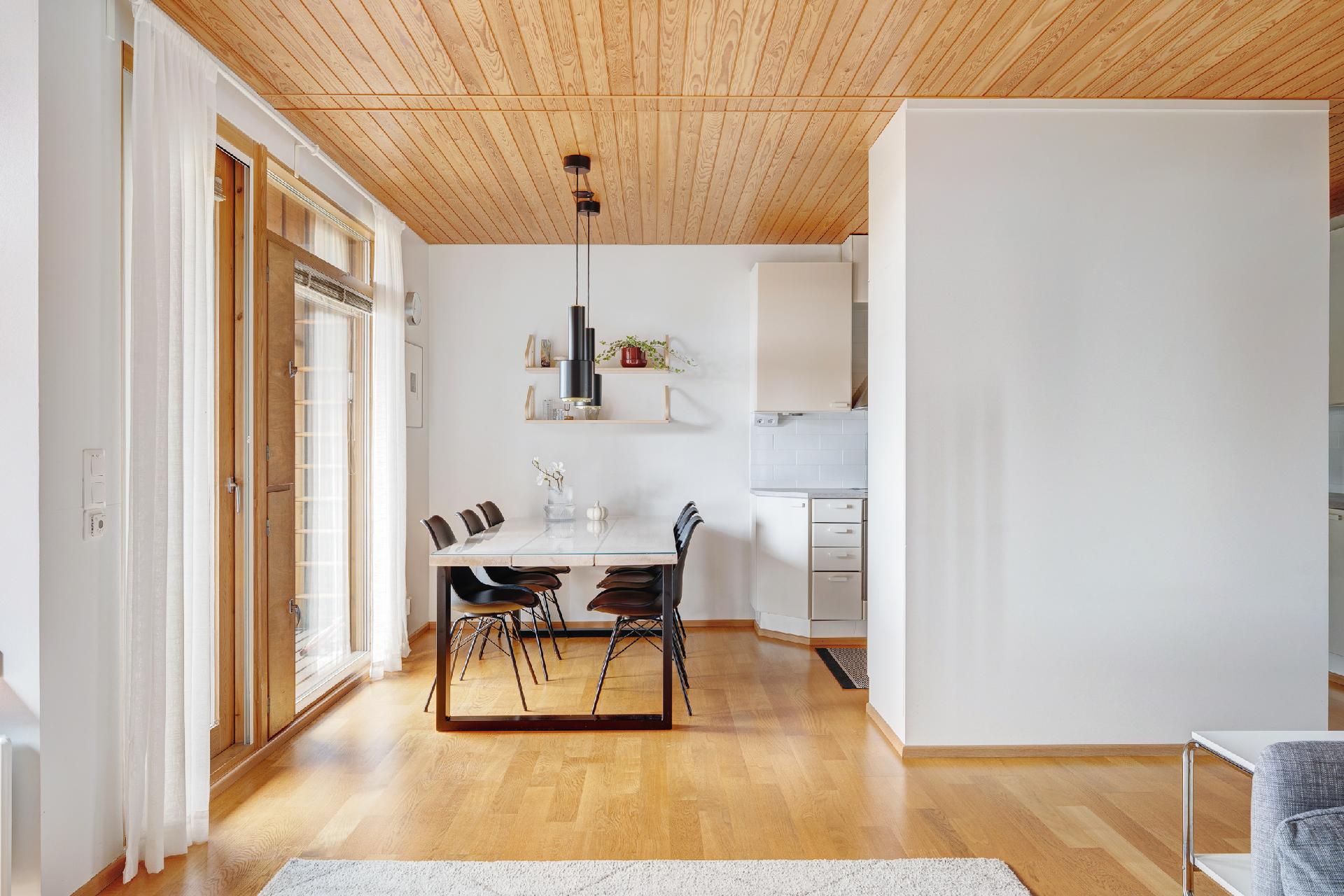 Metsänvartijantie 12, Laaksolahti, Espoo