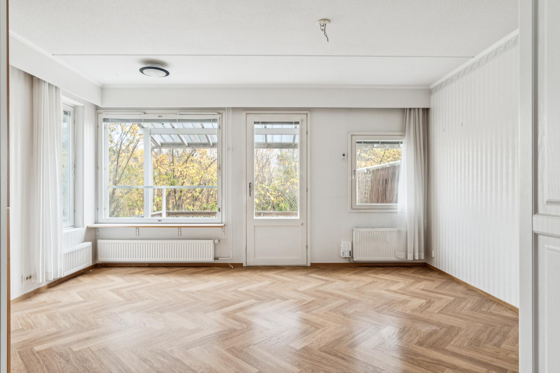 Keihäsrinne 18-20, Kilo, Espoo