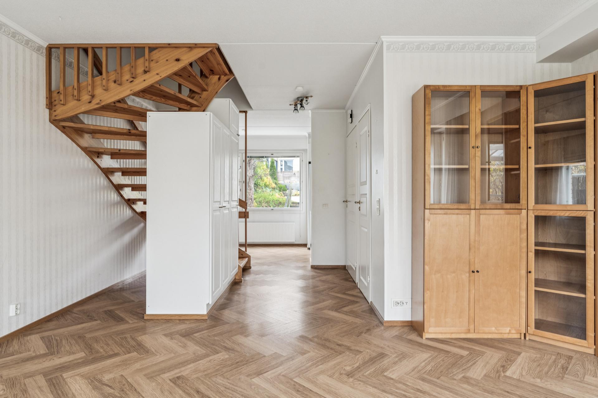 Keihäsrinne 18-20, Kilo, Espoo