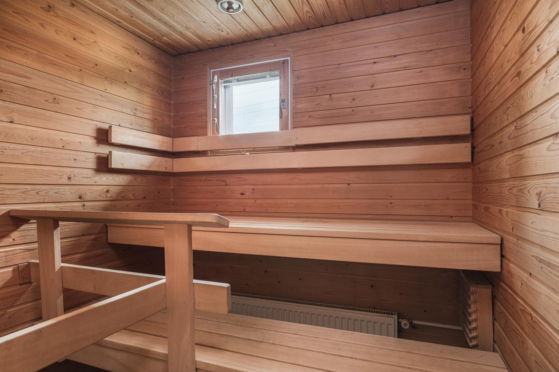 Keihäsrinne 18-20, Kilo, Espoo