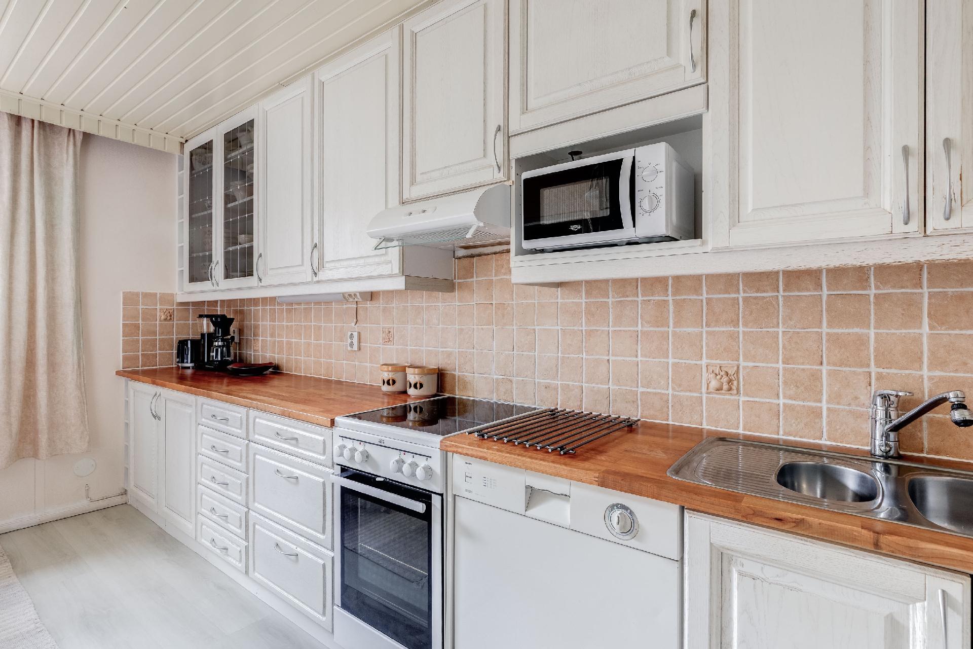 Jakokunnantie 22, Länsi-Pakila, Helsinki