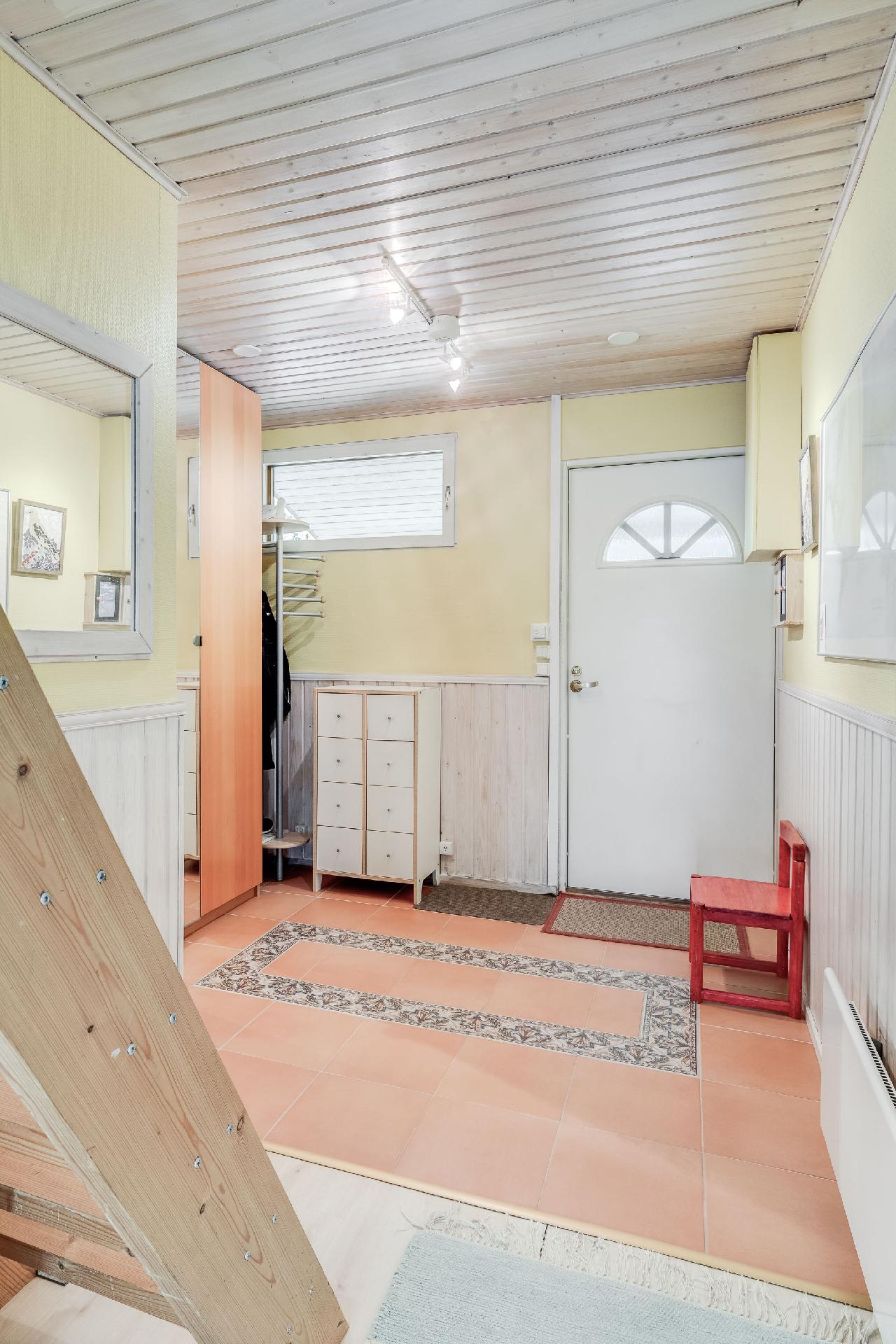 Jakokunnantie 22, Länsi-Pakila, Helsinki