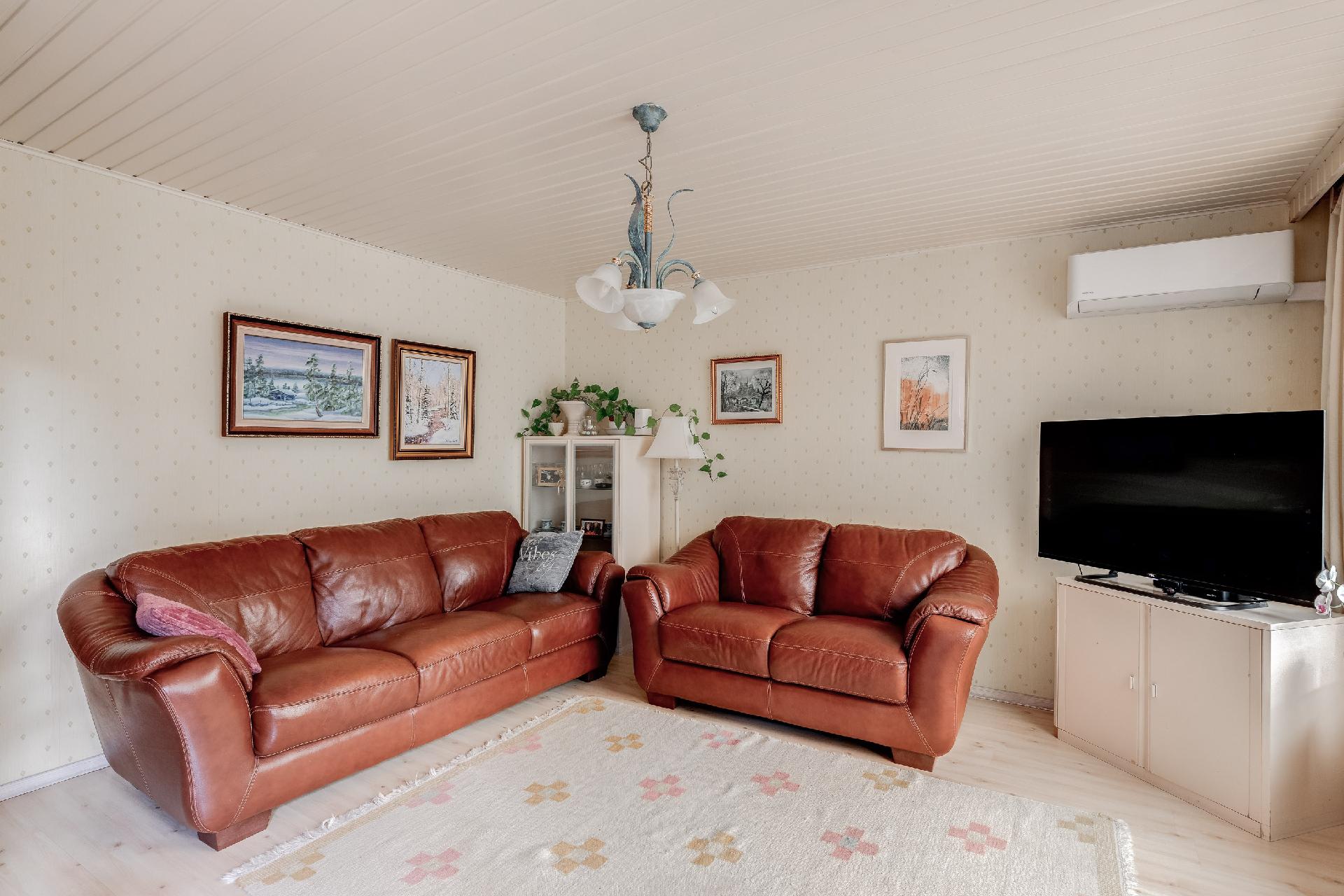 Jakokunnantie 22, Länsi-Pakila, Helsinki