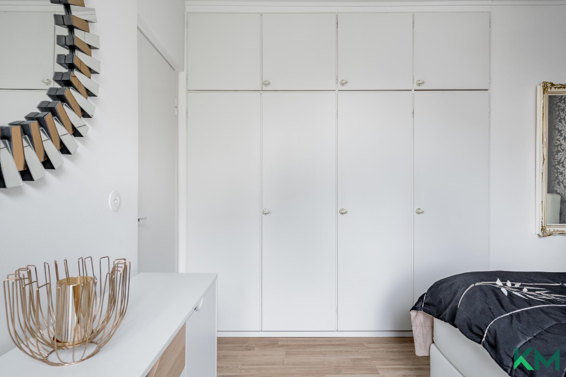 Rusthollarinkuja 4, Puotila, Helsinki