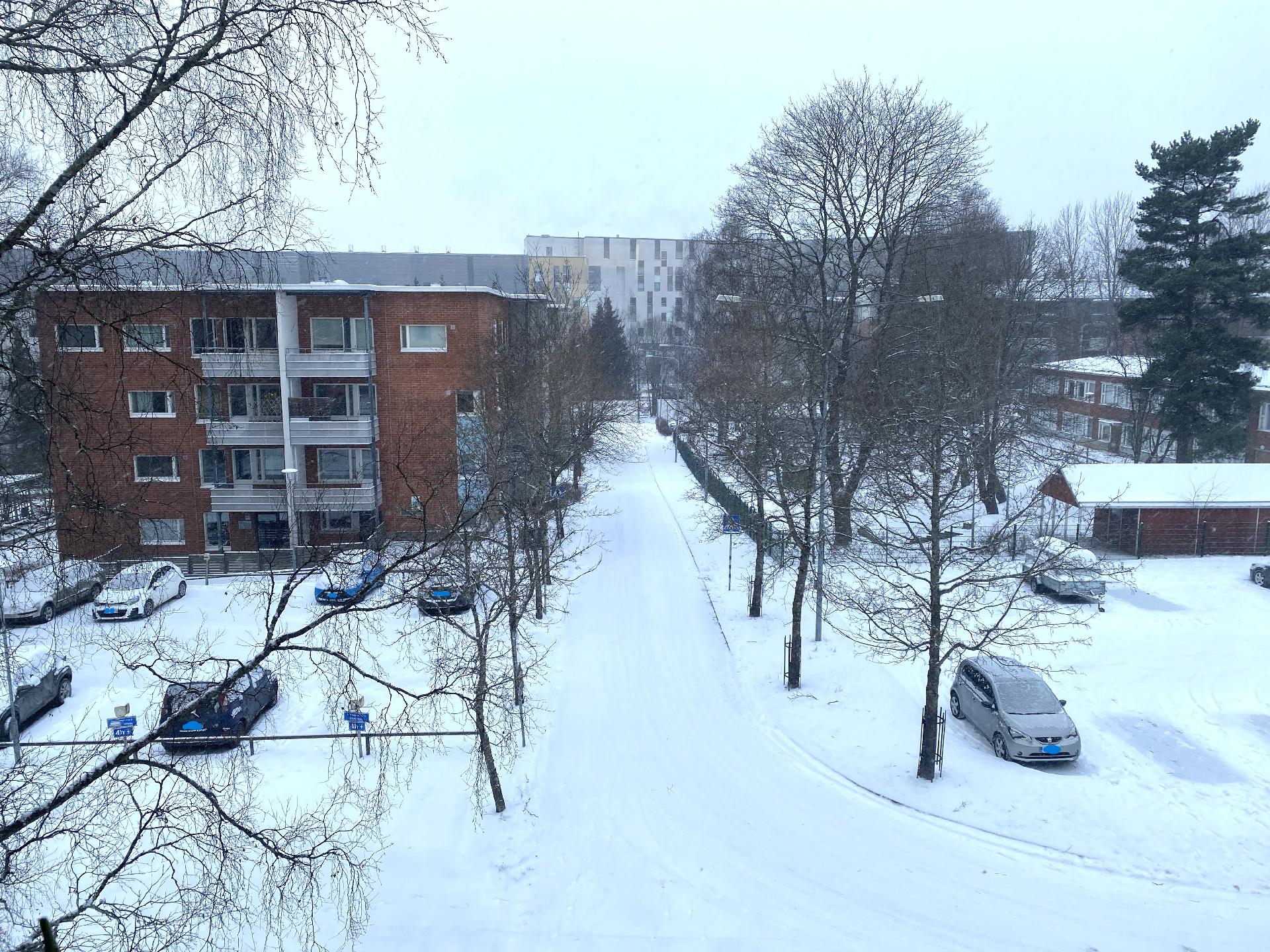 Näkymä keittiön ikkunasta