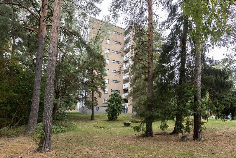 Maasälväntie 8, Pihlajamäki, Helsinki