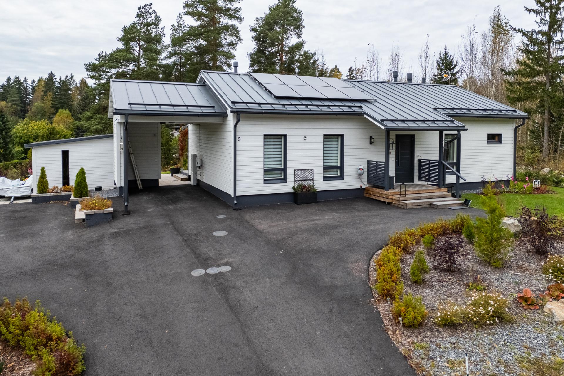 Ilveksentie 5, Kärjenniemi, Valkeakoski