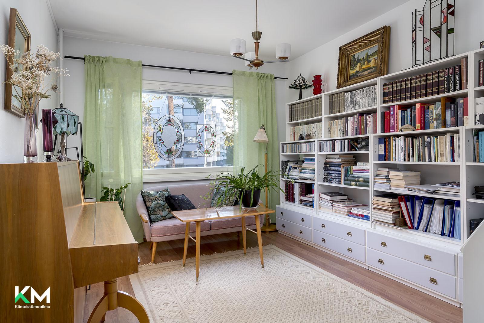 Peikontie 2, Puolivälinkangas, Oulu