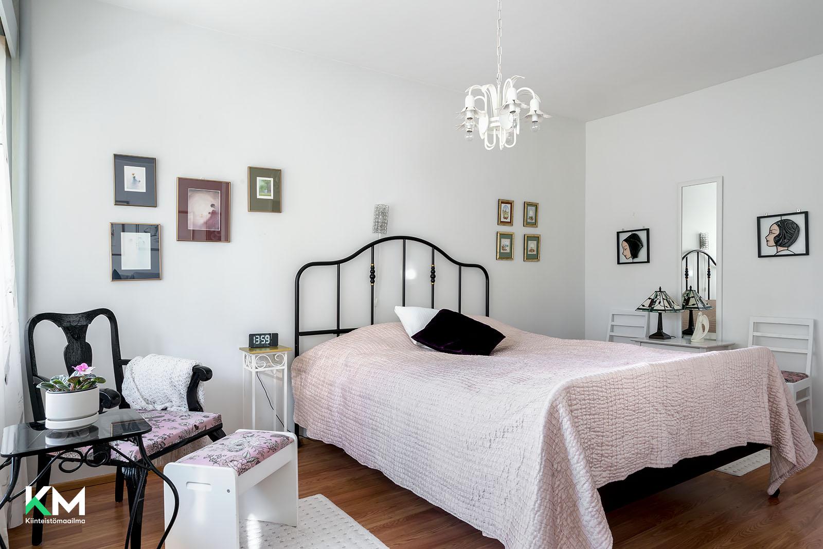 Peikontie 2, Puolivälinkangas, Oulu