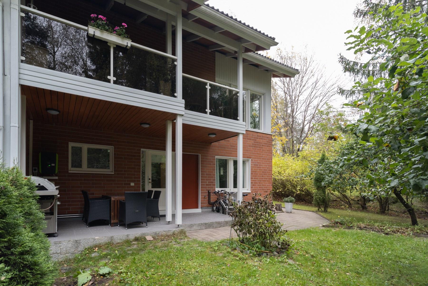 Maununnevankaari 1, Maununneva, Helsinki