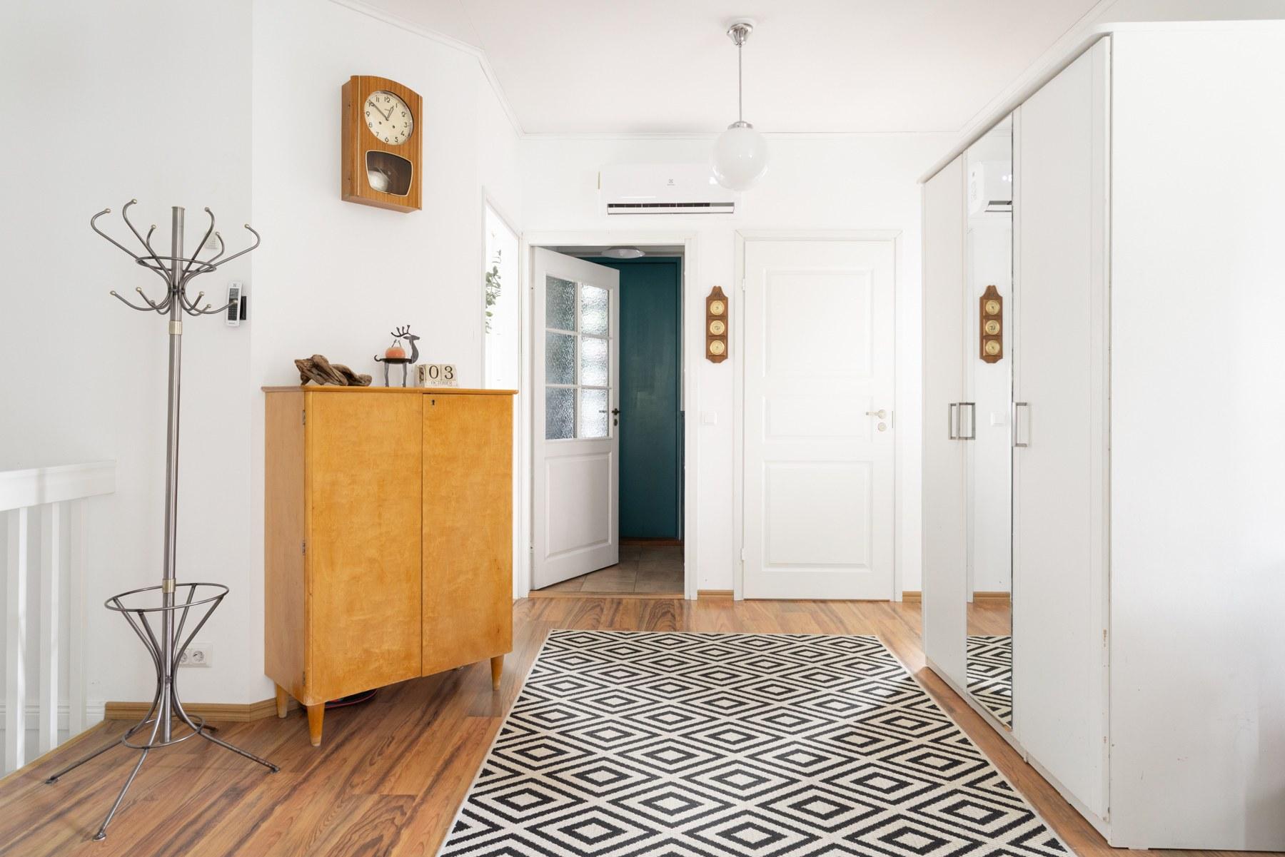 Maununnevankaari 1, Maununneva, Helsinki