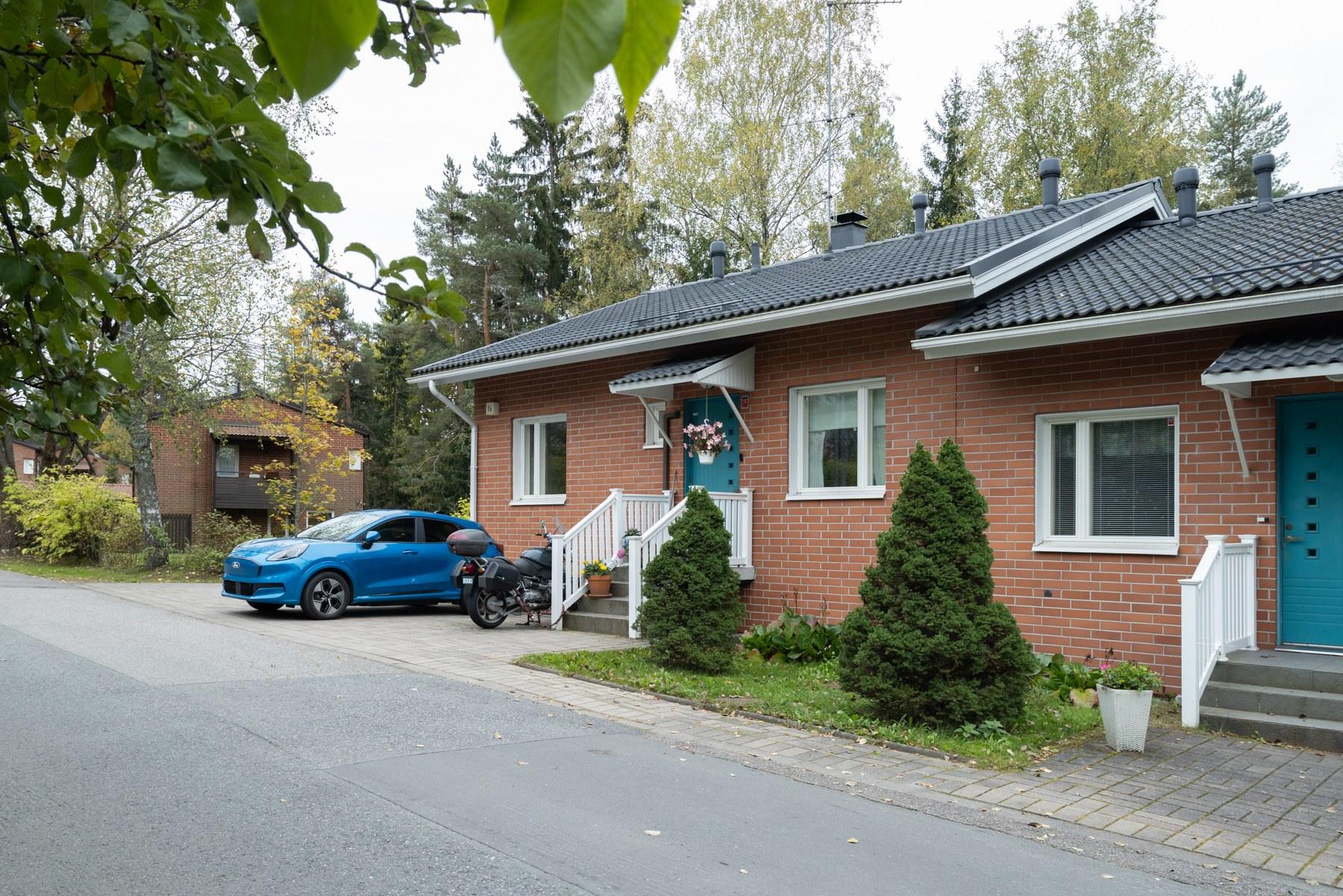 Maununnevankaari 1, Maununneva, Helsinki