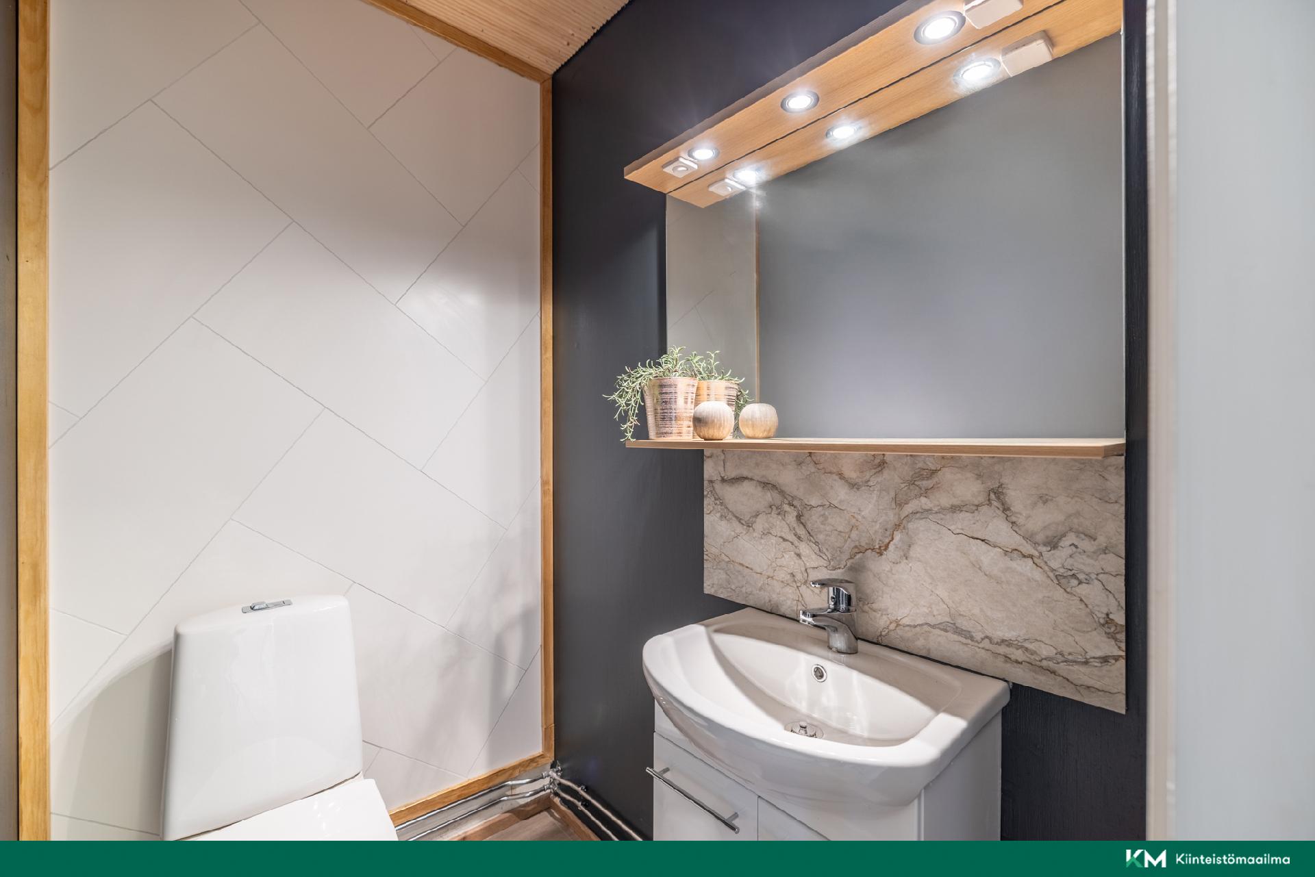 Kummunmäentie 7, Juva