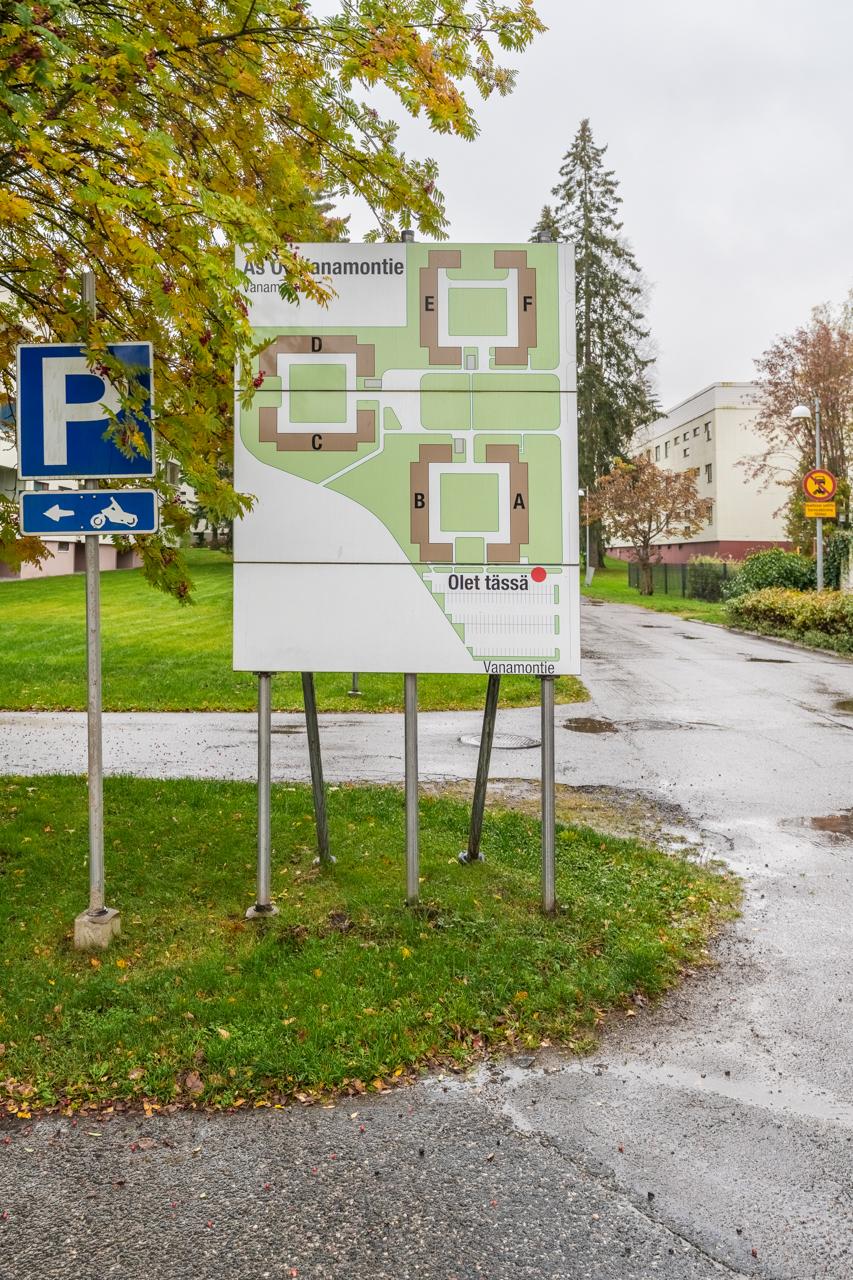 Vanamontie 4, Simonmetsä, Vantaa