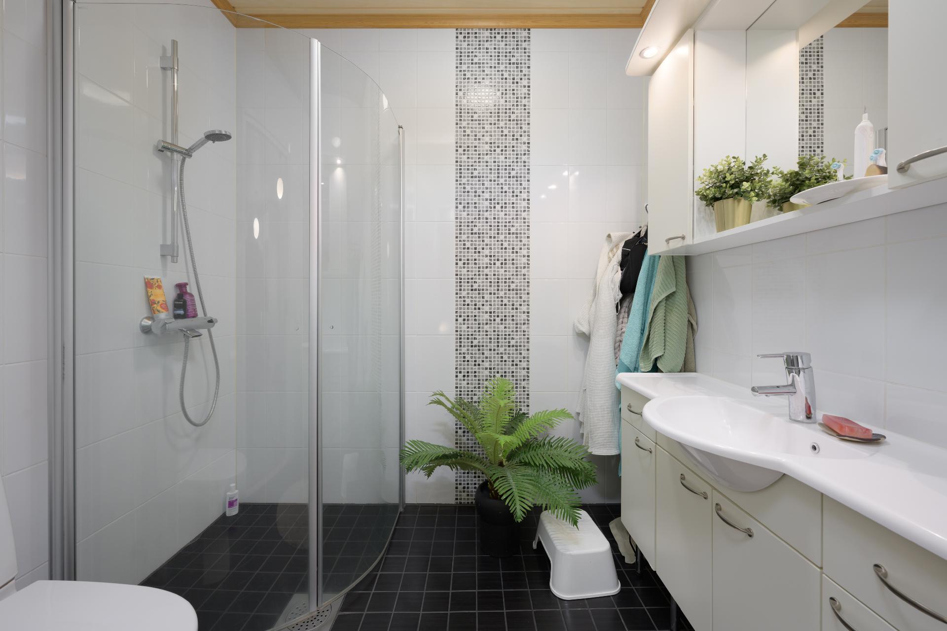 Puusepäntie 8, Rajamäki, Nurmijärvi