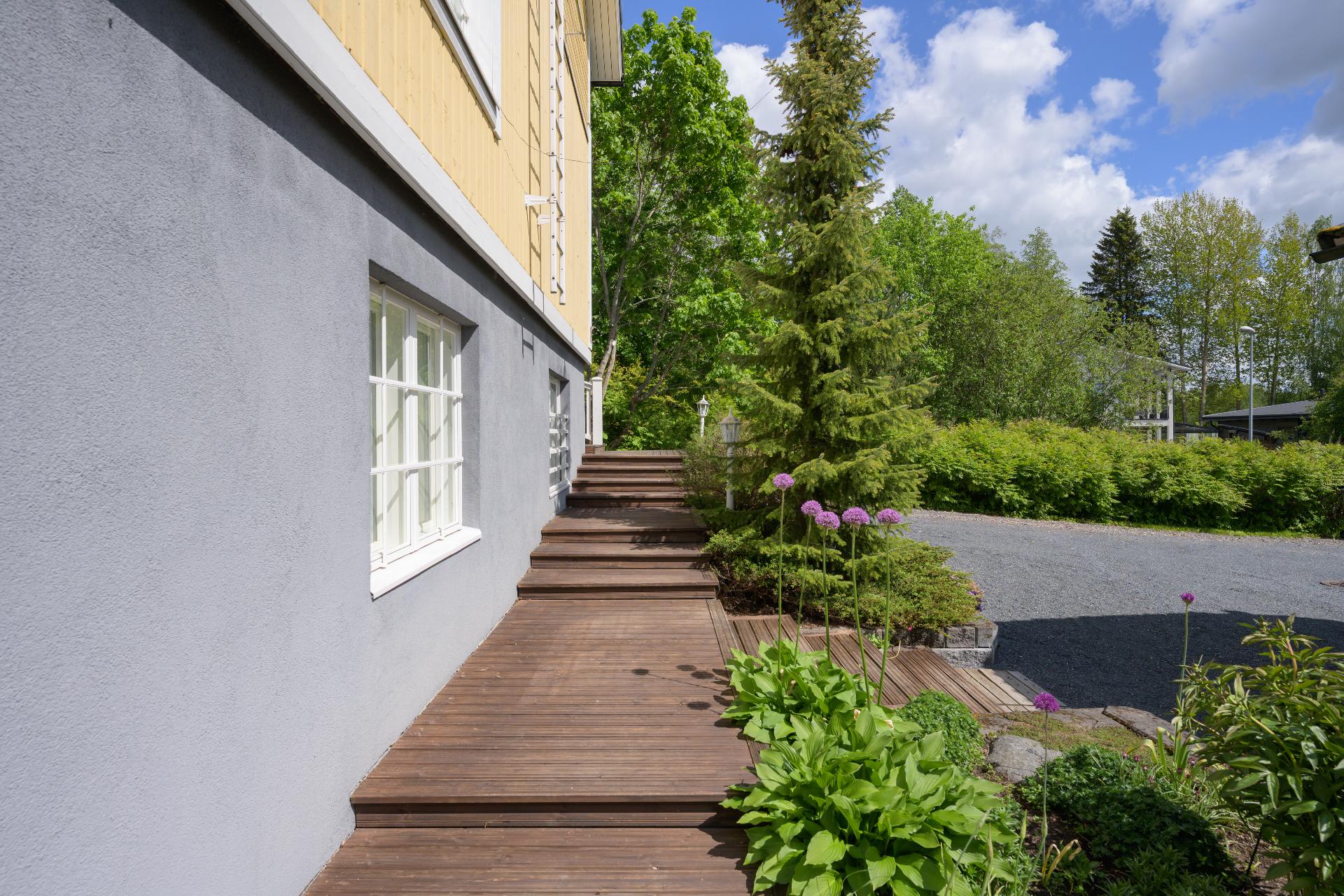 Puusepäntie 8, Rajamäki, Nurmijärvi