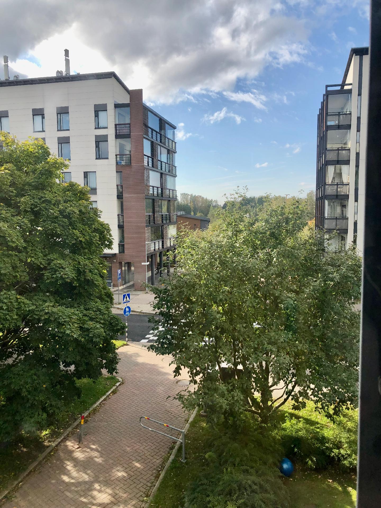 Alkusyksyn parvekenäkymä