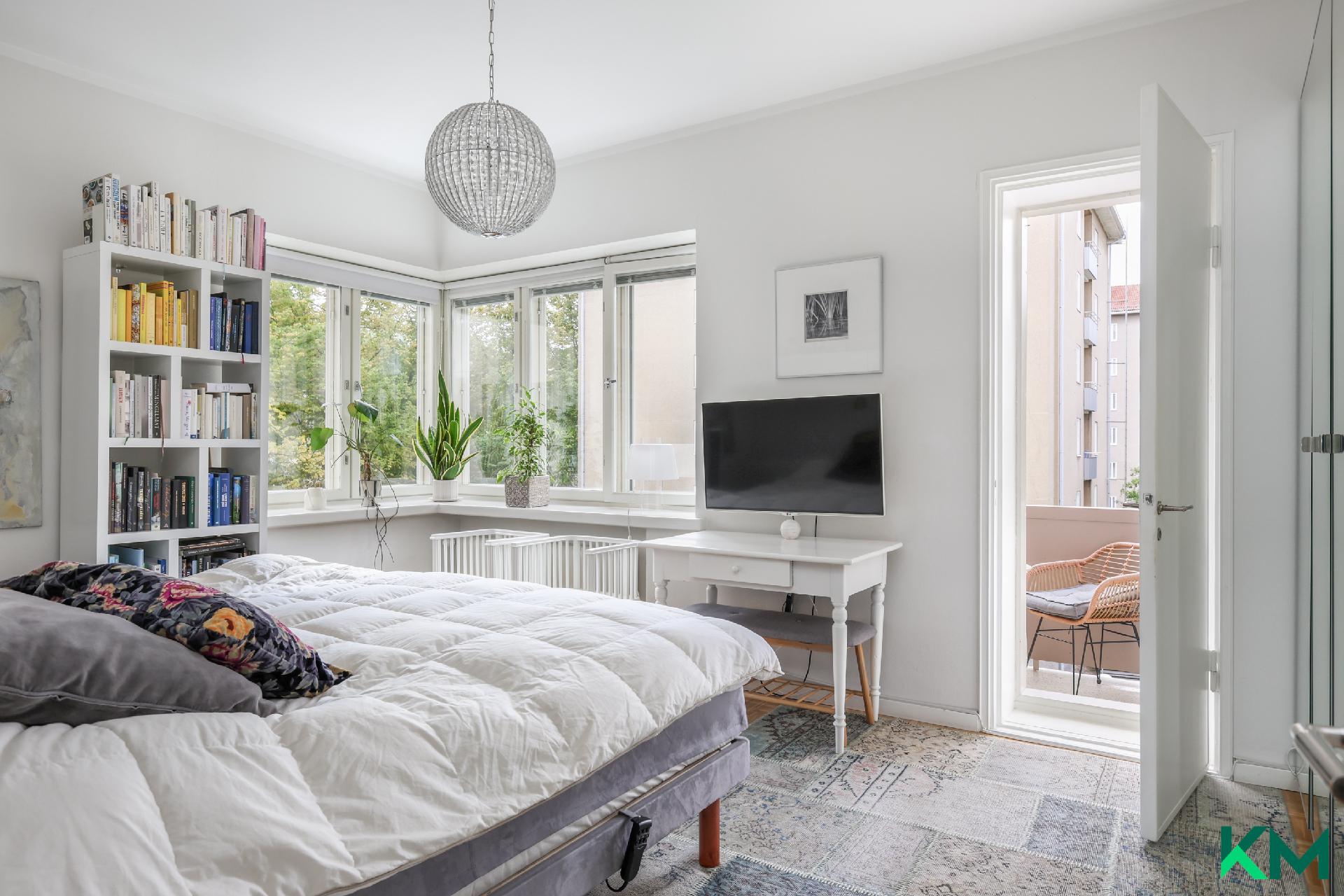 Munkkiniemen puistotie 1, Munkkiniemi, Helsinki