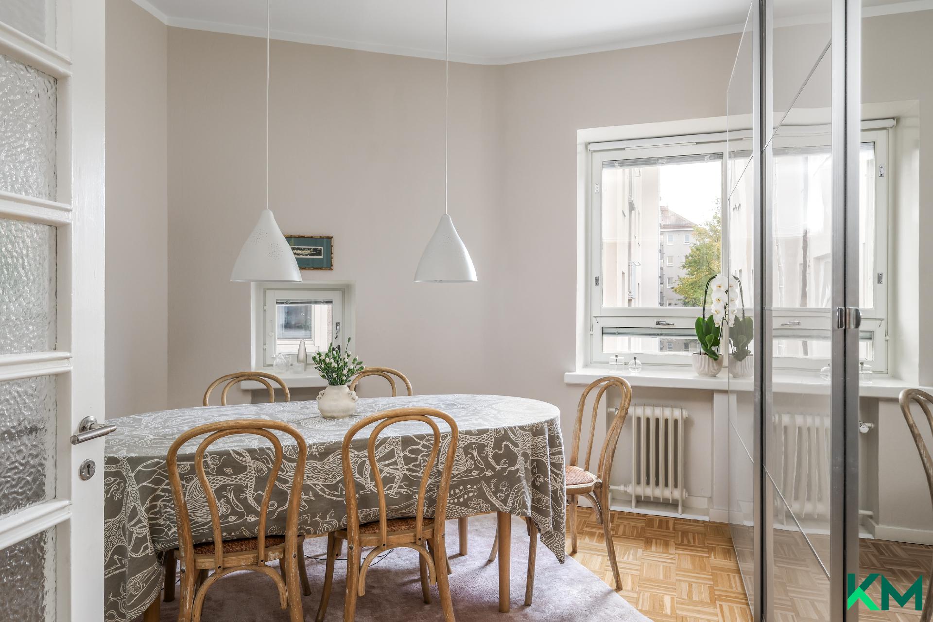 Munkkiniemen puistotie 1, Munkkiniemi, Helsinki