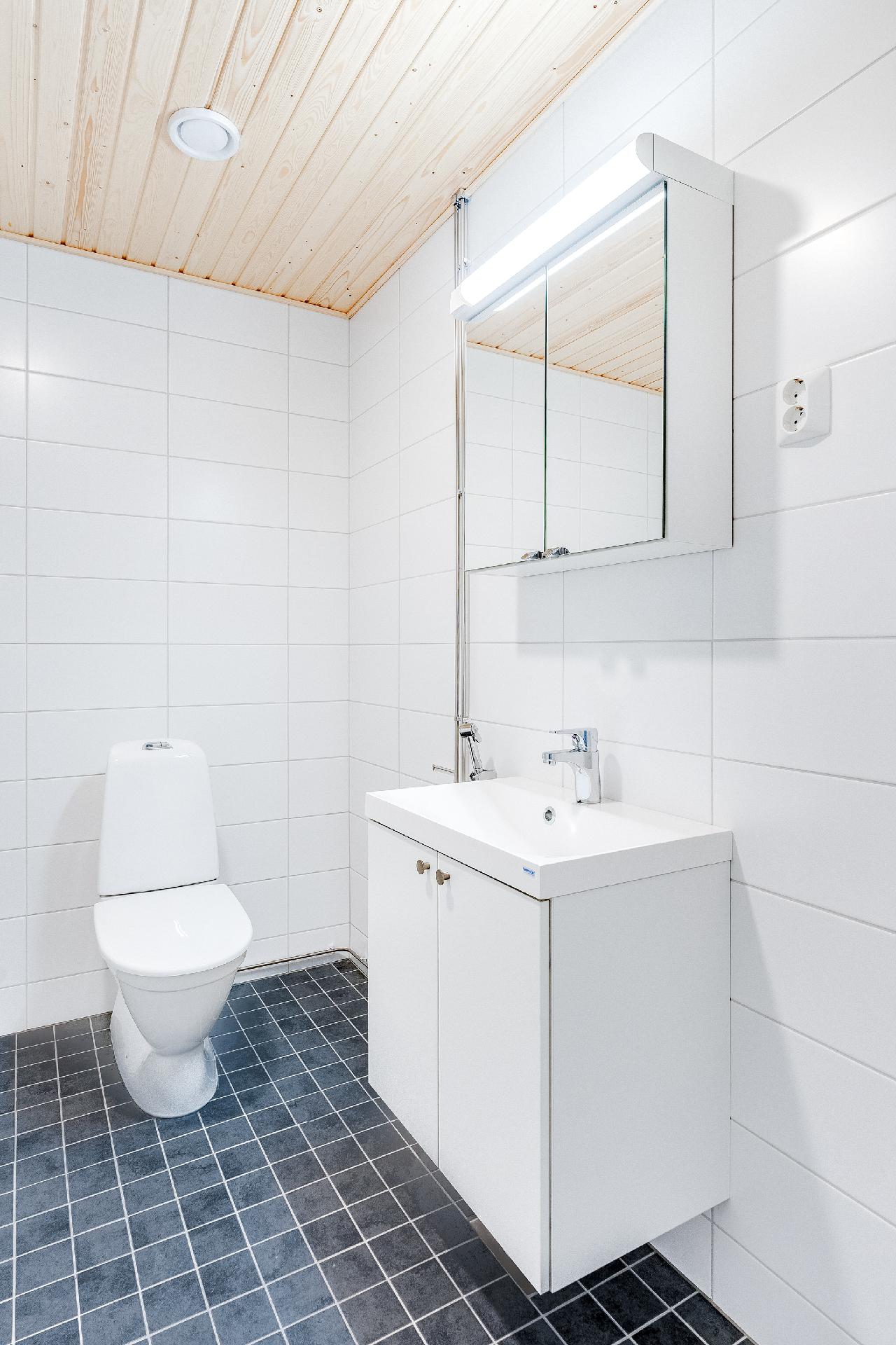 Tyviraitti 1, Haukiluoma, Tampere